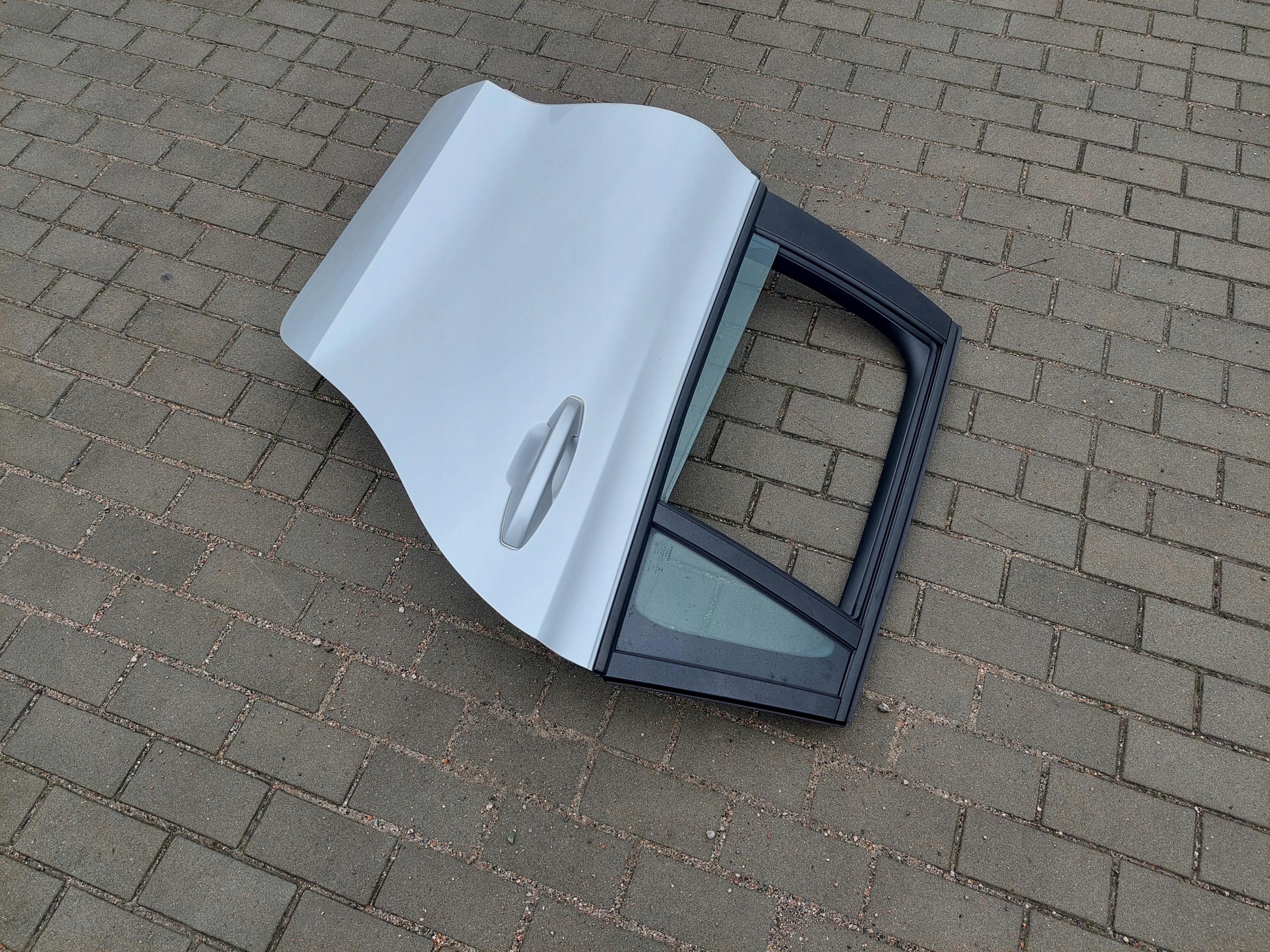 door rear part left rear. left complete VOLVO V60 II 711-16