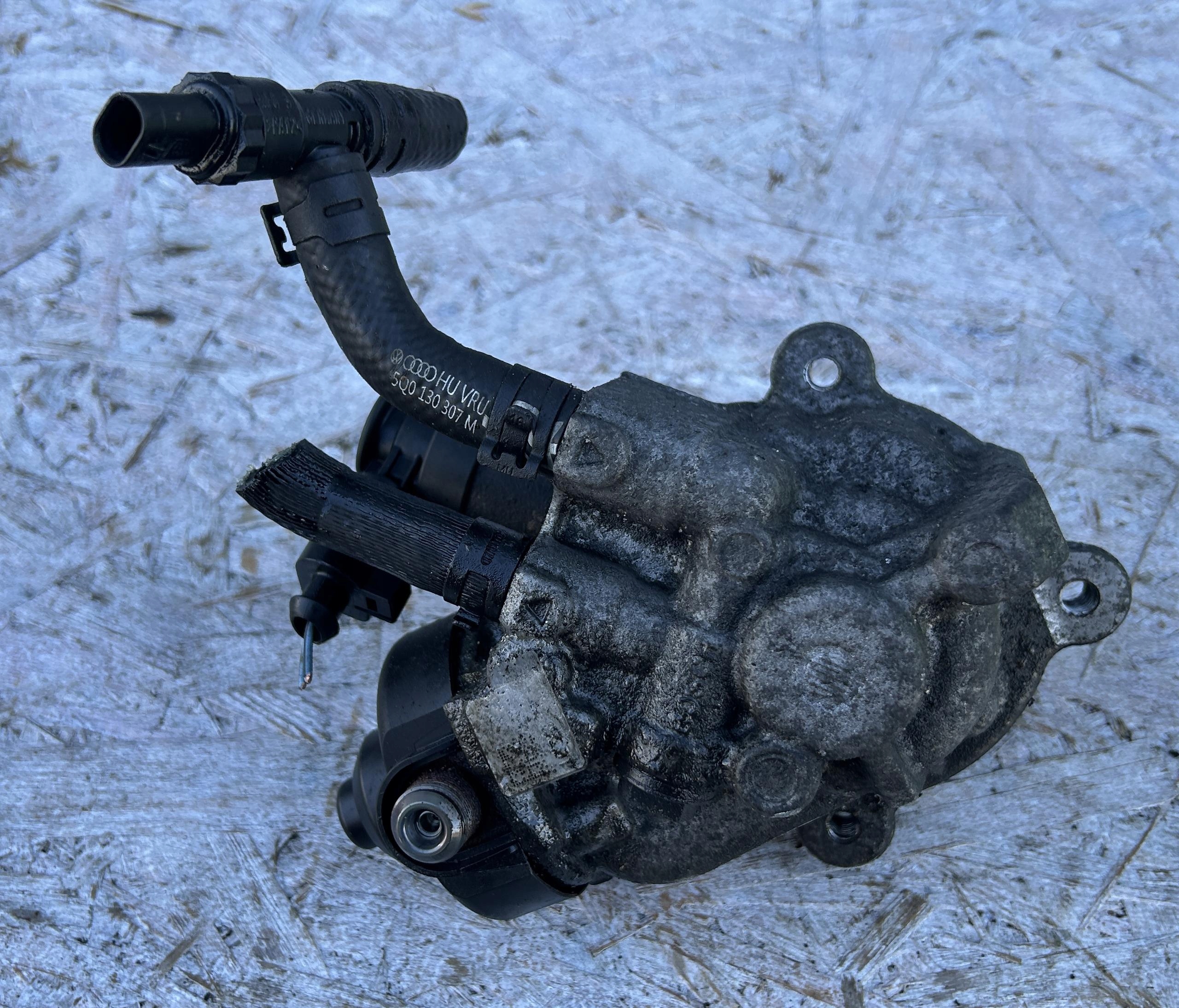 pumpa WSTRYSKOWA goriva VW PASSAT B8 2.0 TDI 04L130755D