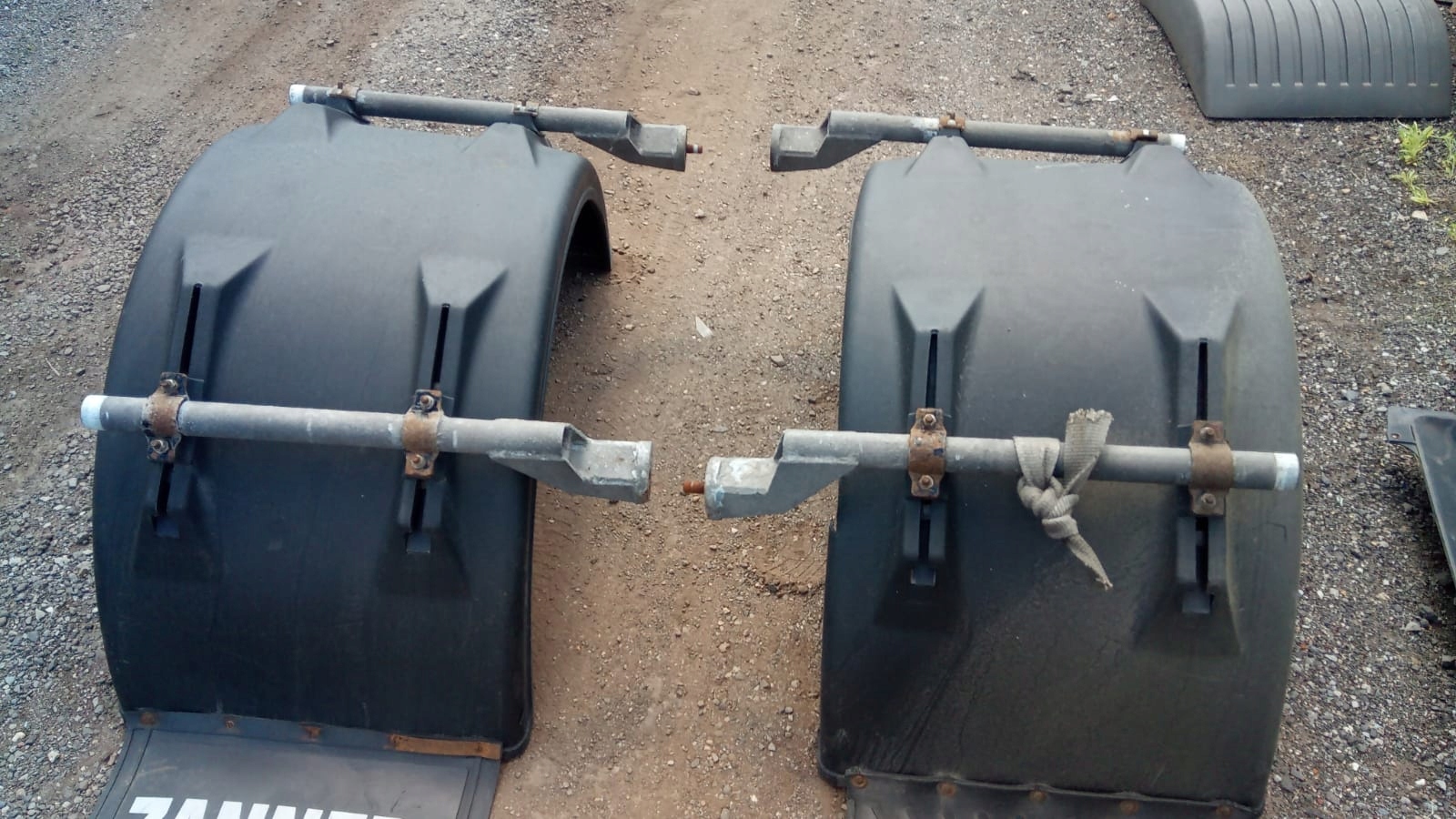 Nadkola tylne koła R17.5