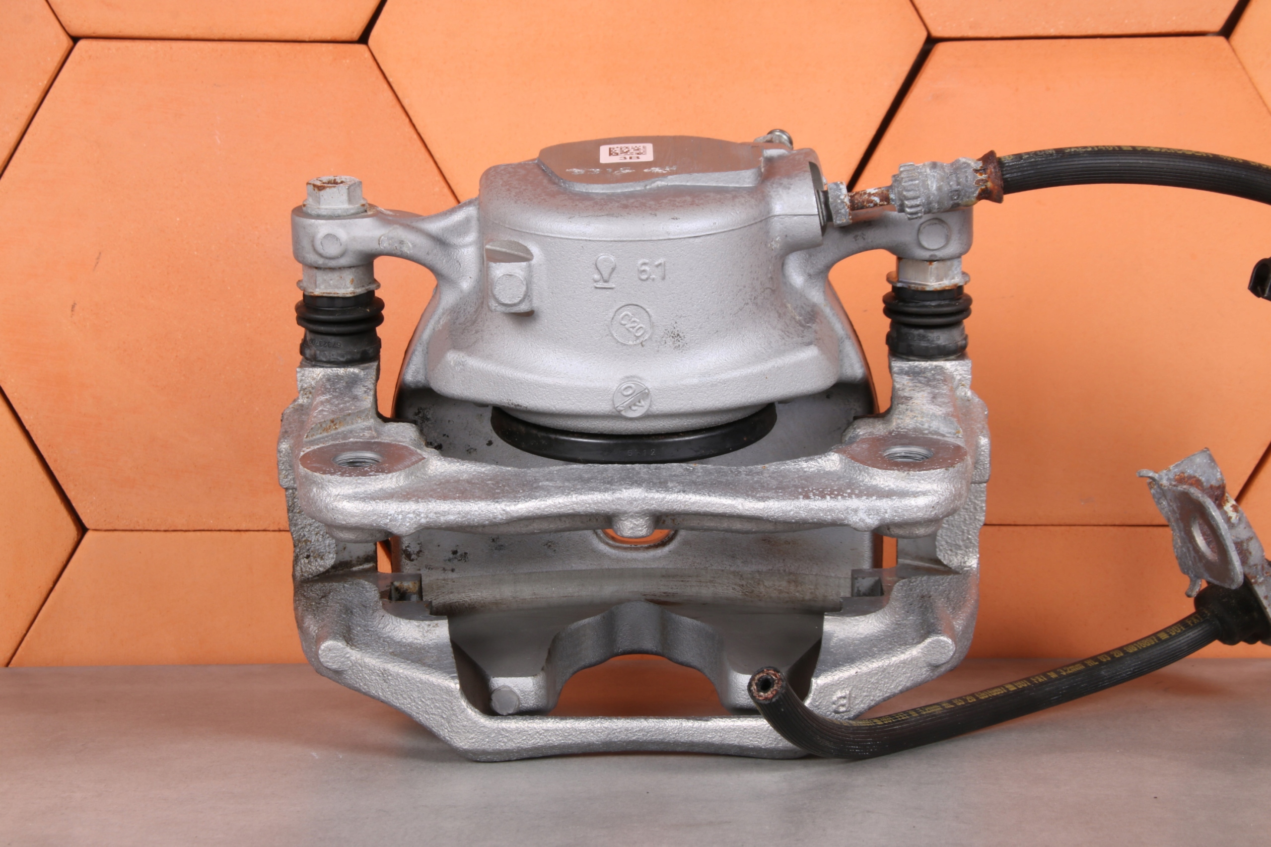 BMW X3 G01 caliper brake left front front 6872799 60/24/330 3441 km !!