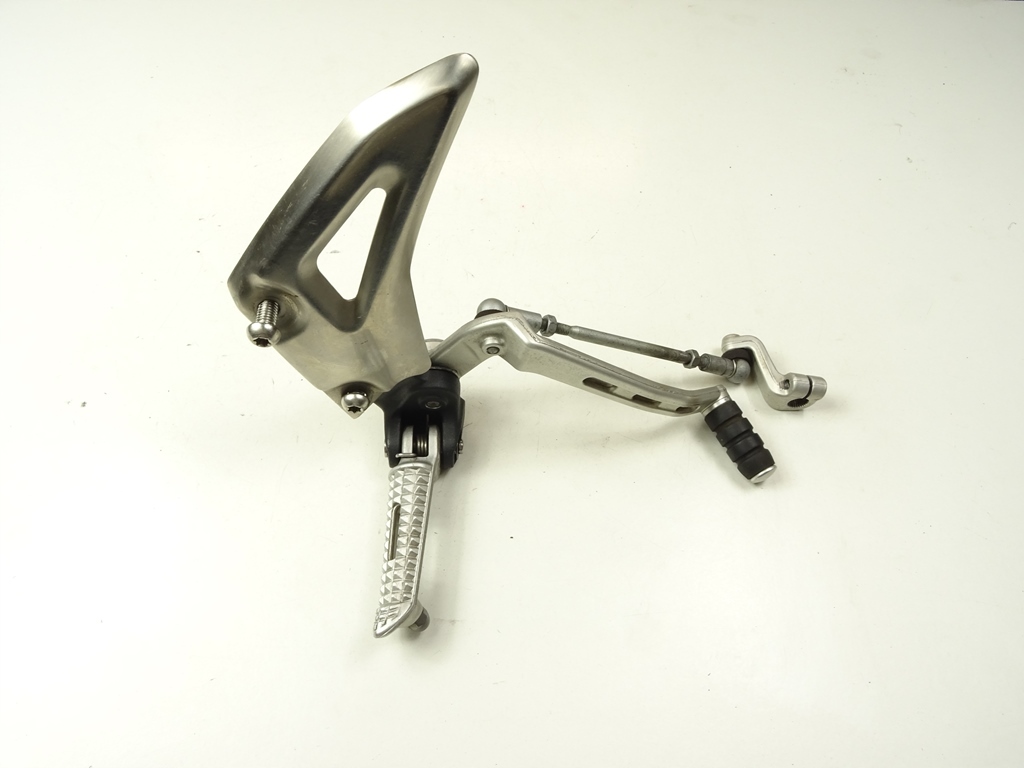 TRIUMPH SPEED TRIPLE 1050 SET ЛІВА ПІДНІЖКА 11-16