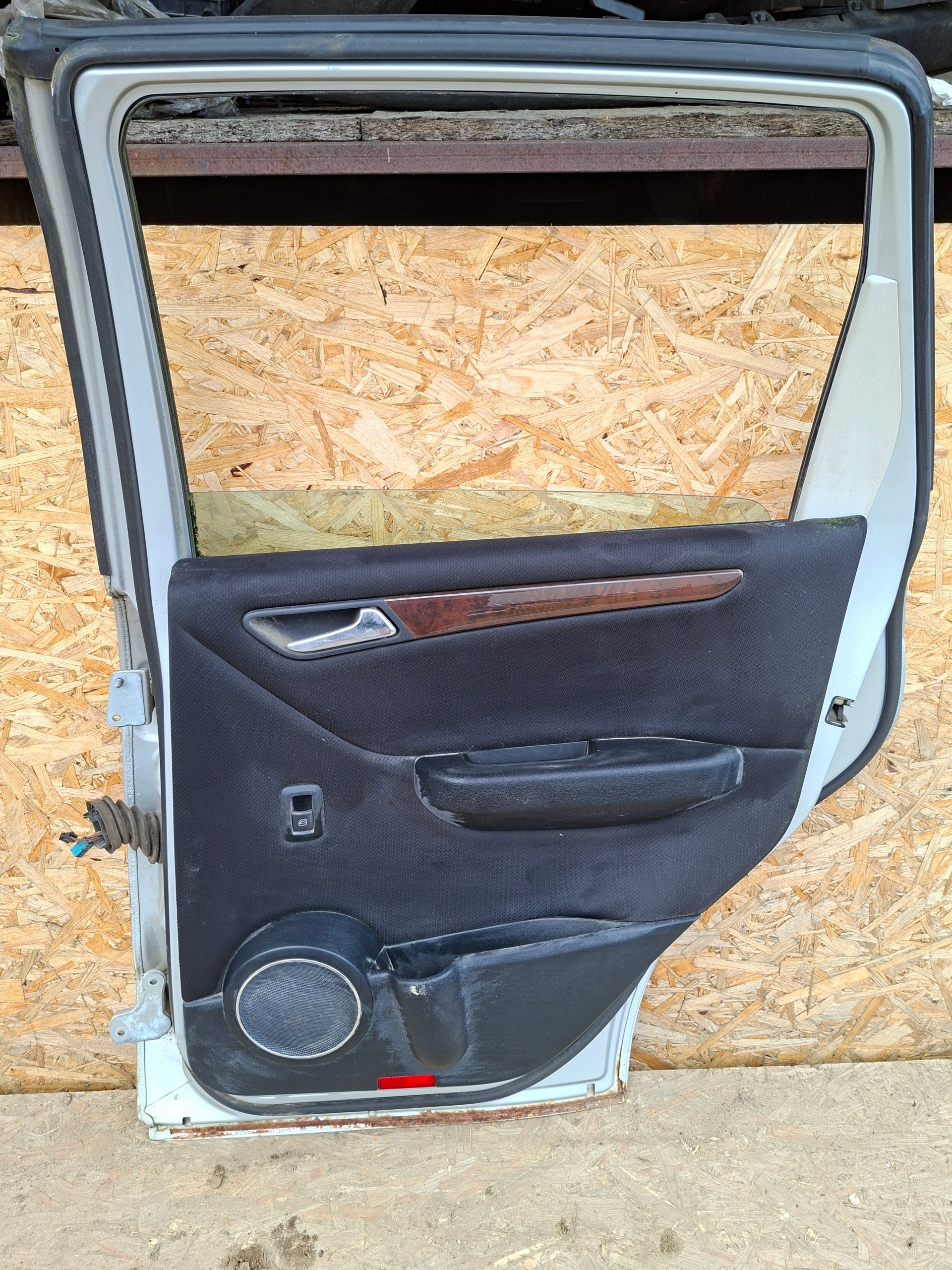 Tür heck hinten MERCEDES W169 04-12