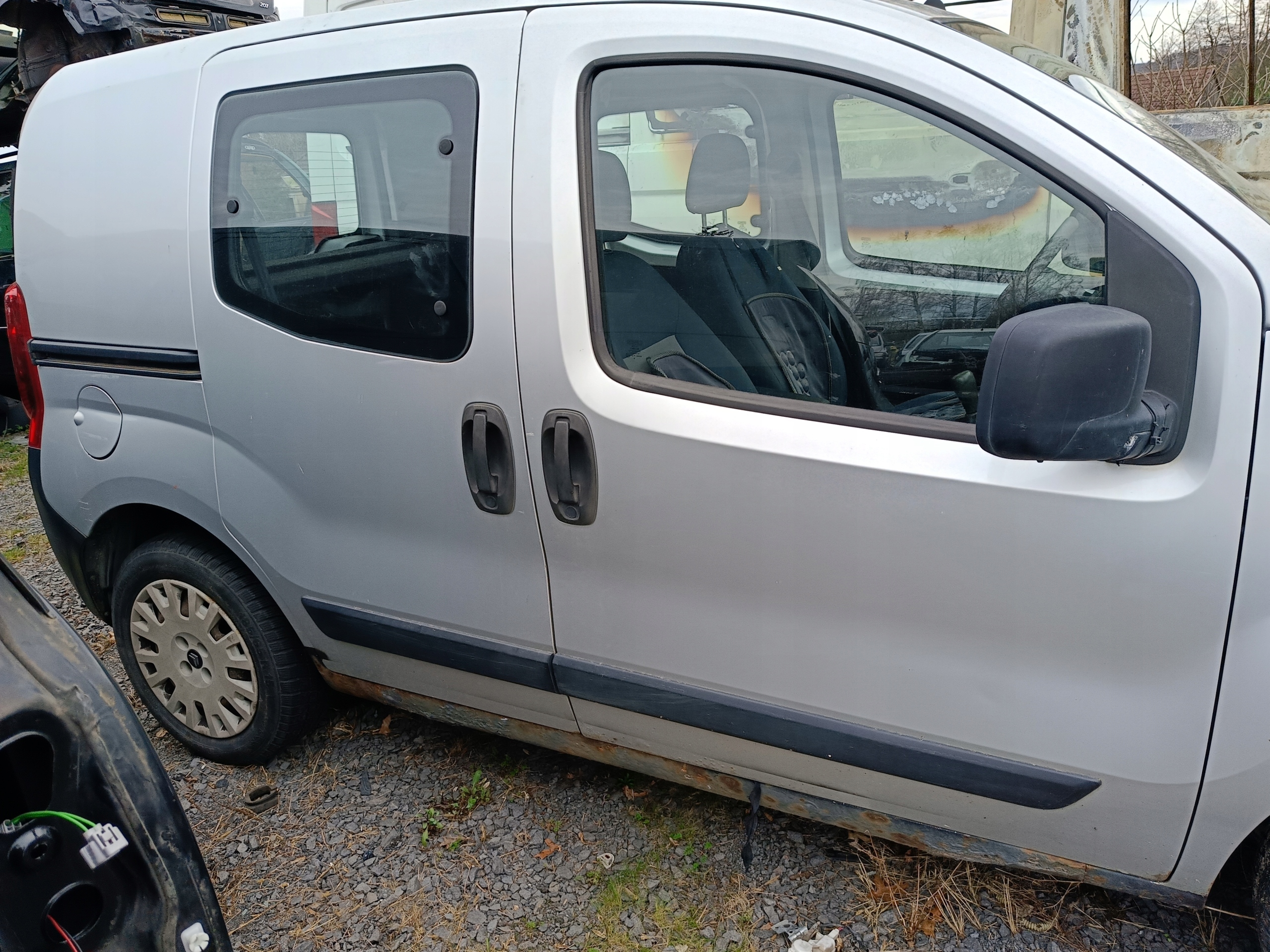 CITROEN NEMO 1,4HDI поворотный кулак, цапфа левый и правый