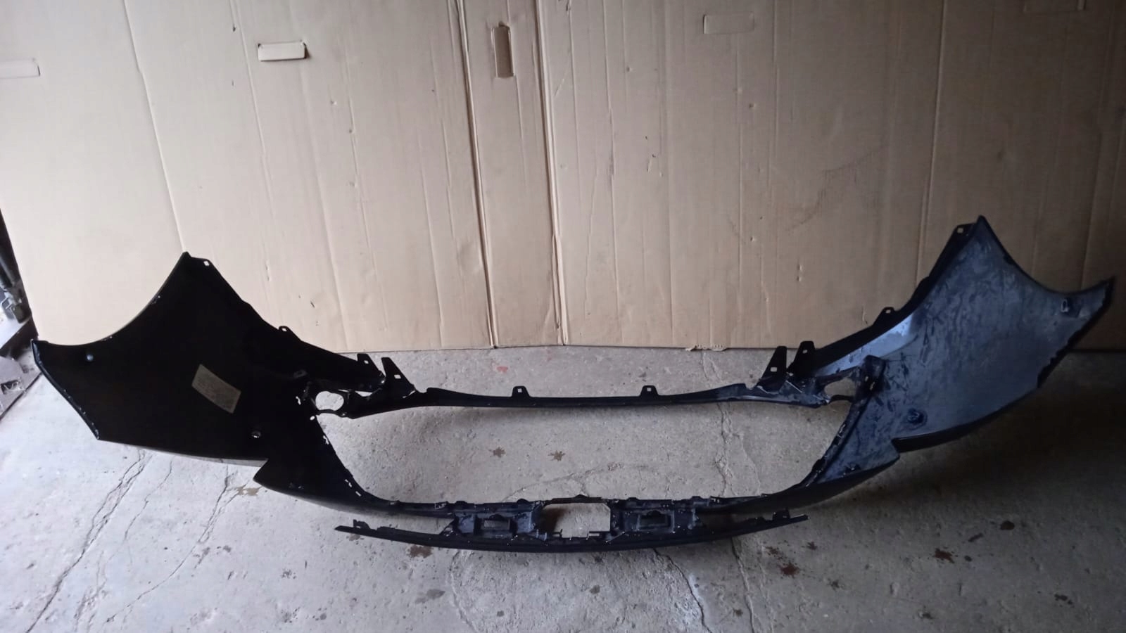 bumper front front TOYOTA COROLLA E21 KOMBI 19