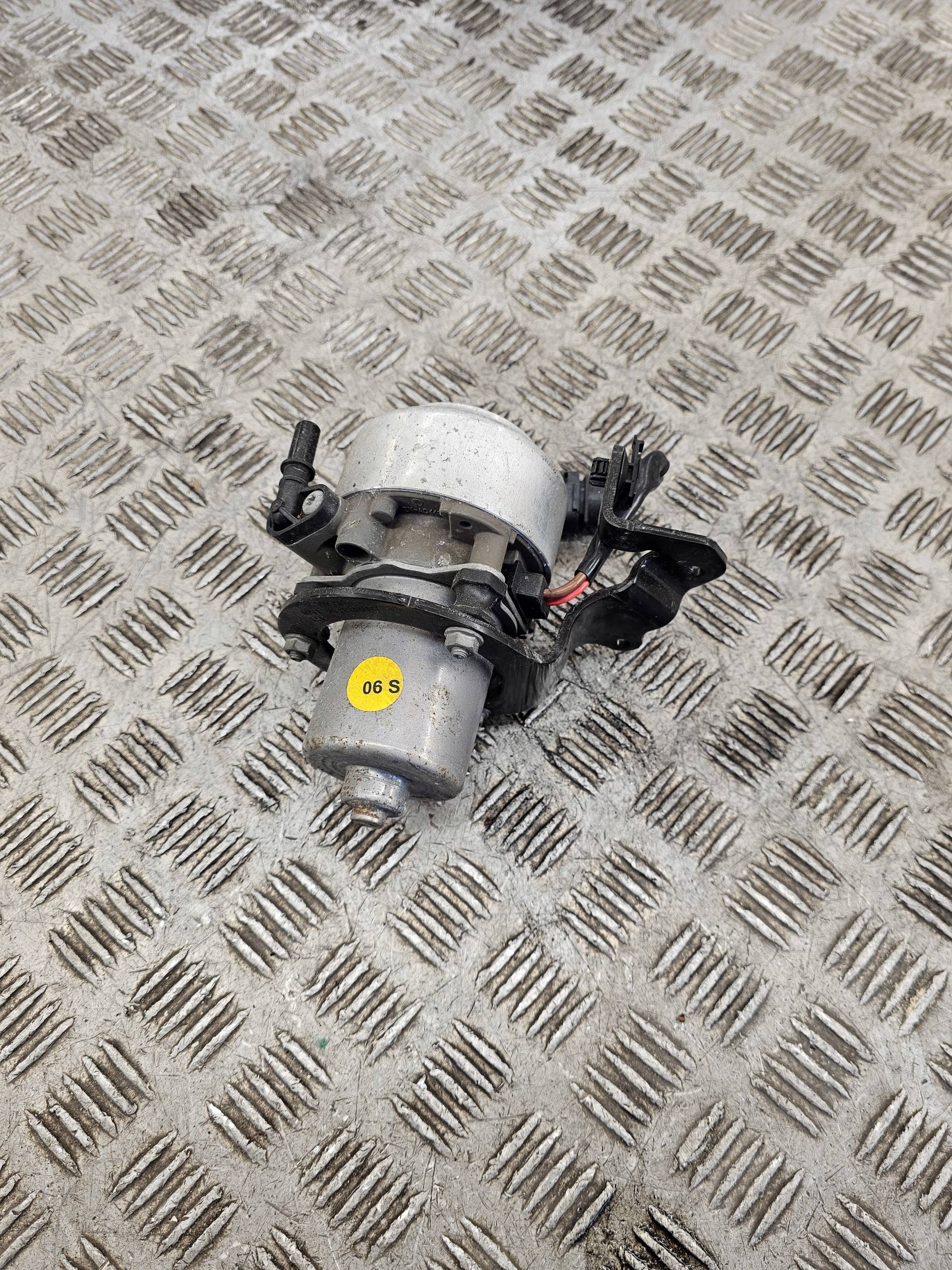 pump vacual VACUM AUDI Q2 81A 1.5 TSI 5Q0612181