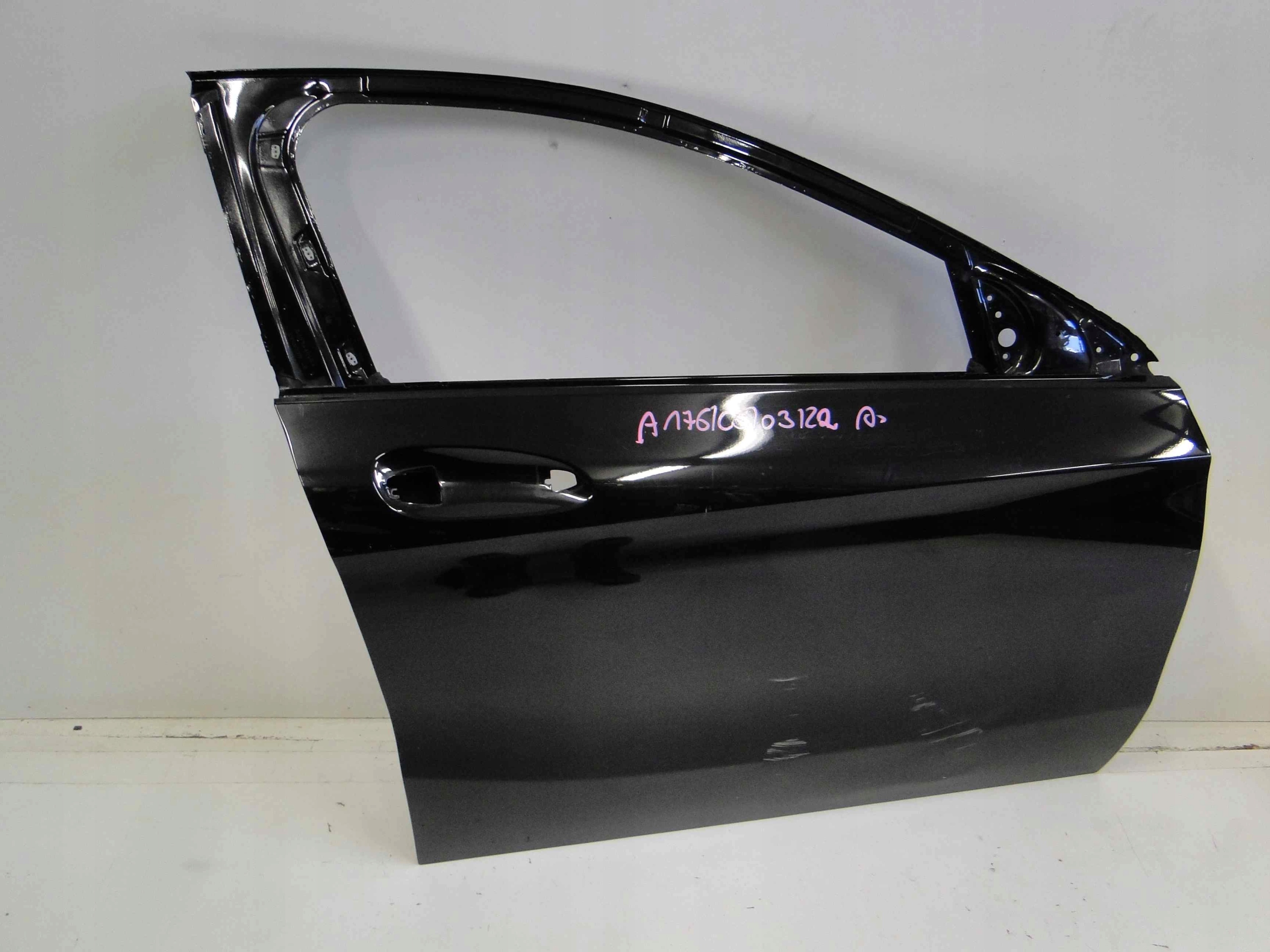 MERCEDES A KLASA W176 176 DRZWI PRZEDNIE PRAWE Producent części Mercedes-Benz OE