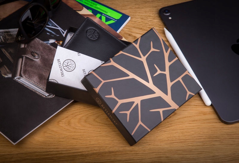 BETLEWSKI skórzany portfel męski mały cienki slim RFID do kieszeni spodni Marka Betlewski