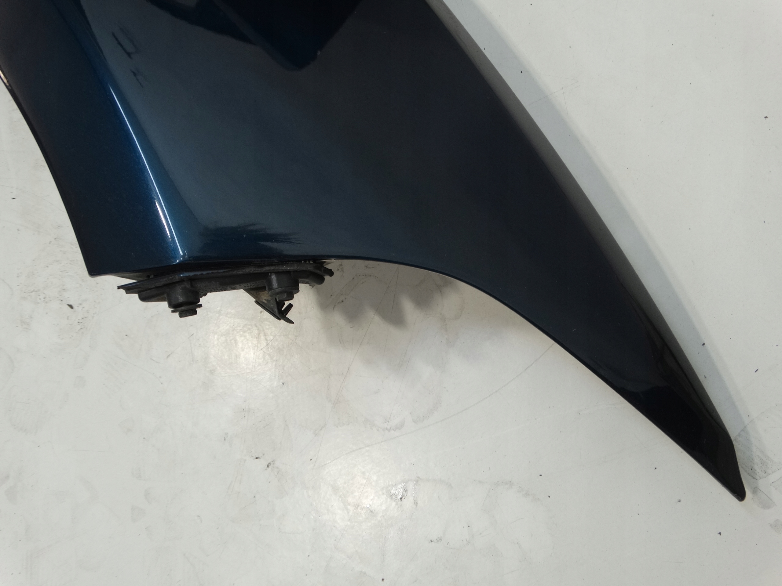 fender front right front BMW 1 F20 2.0D 2013R.