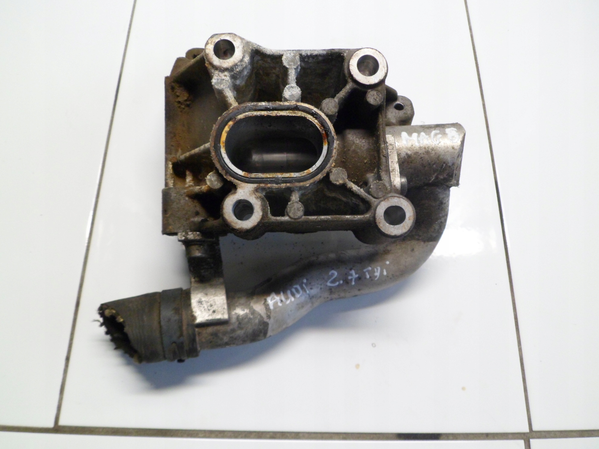 AUDI A6 C6 2.7TDI BPP Stütze Turbolader 059145169BL