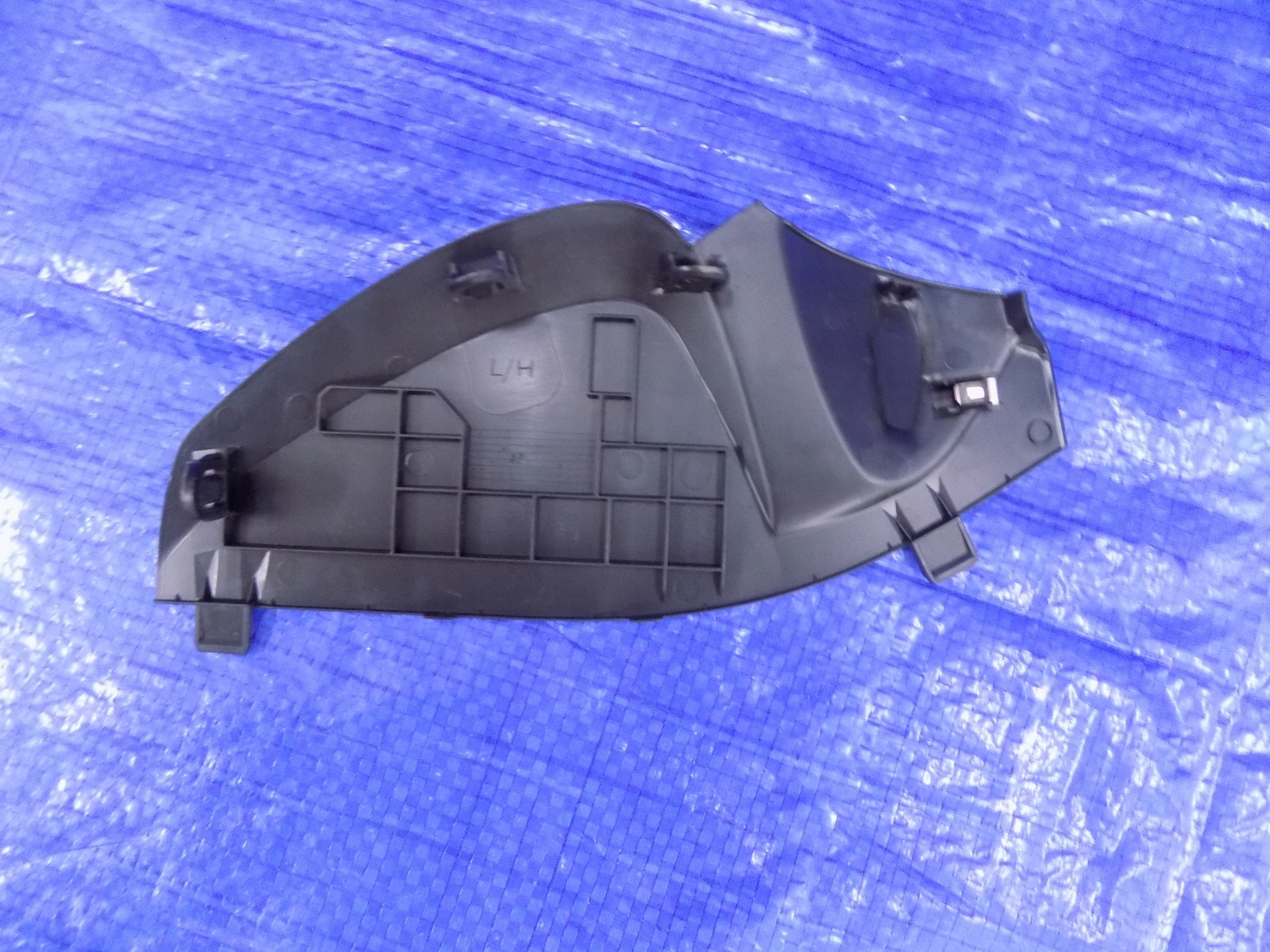 cover consoles left JUKE F16 20R 1,0DIG-T