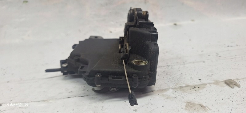 lock door VW PASSAT B5 D3B2837016A