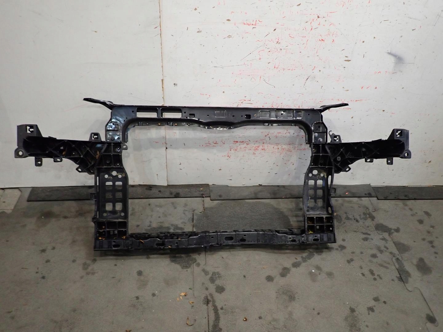 support panel for radiators HYUNDAI SANTA FE III 2012- 64101-2W