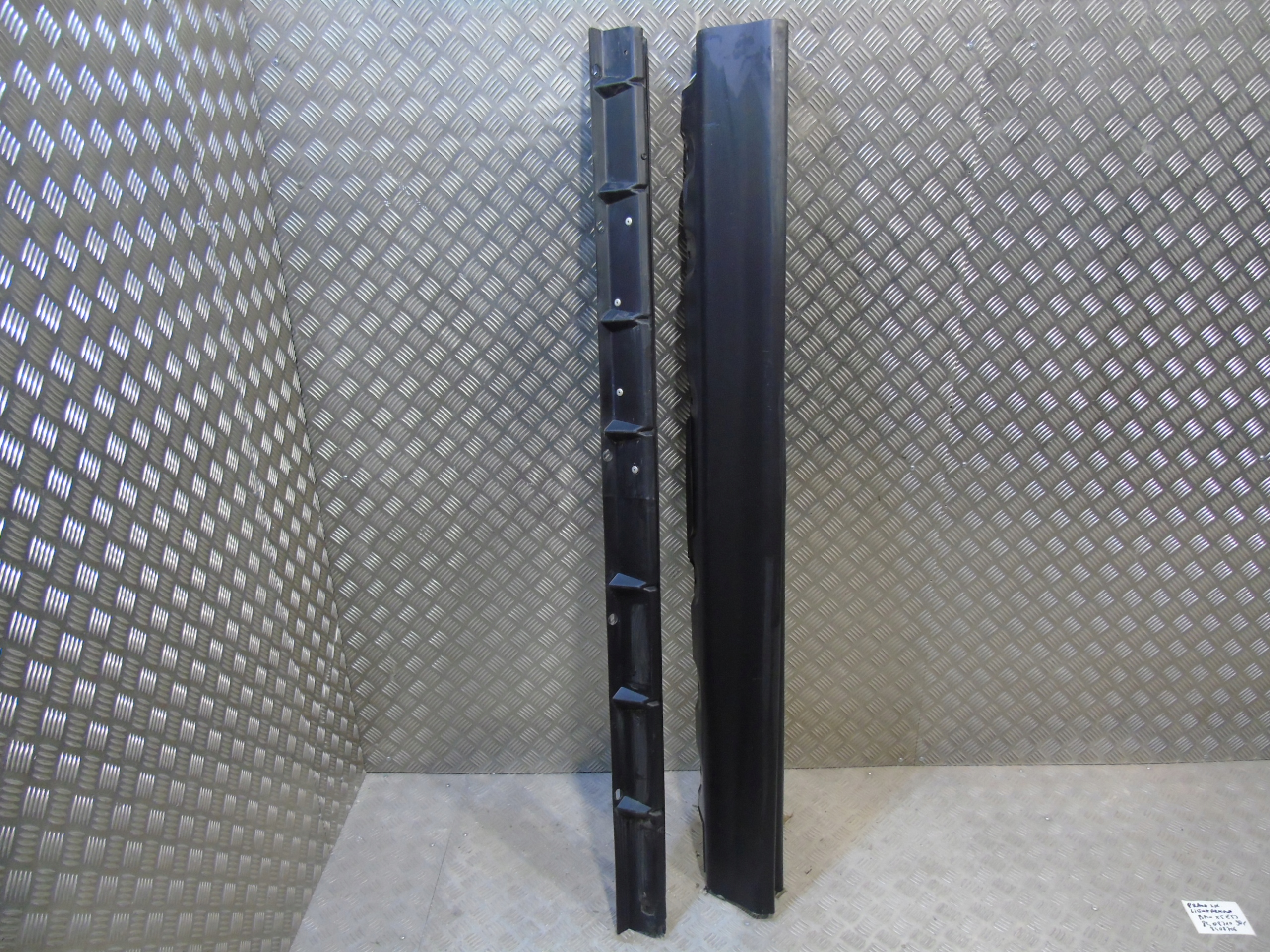 IDEALNA KPL. moulding threshold right BMW X5 E53 1