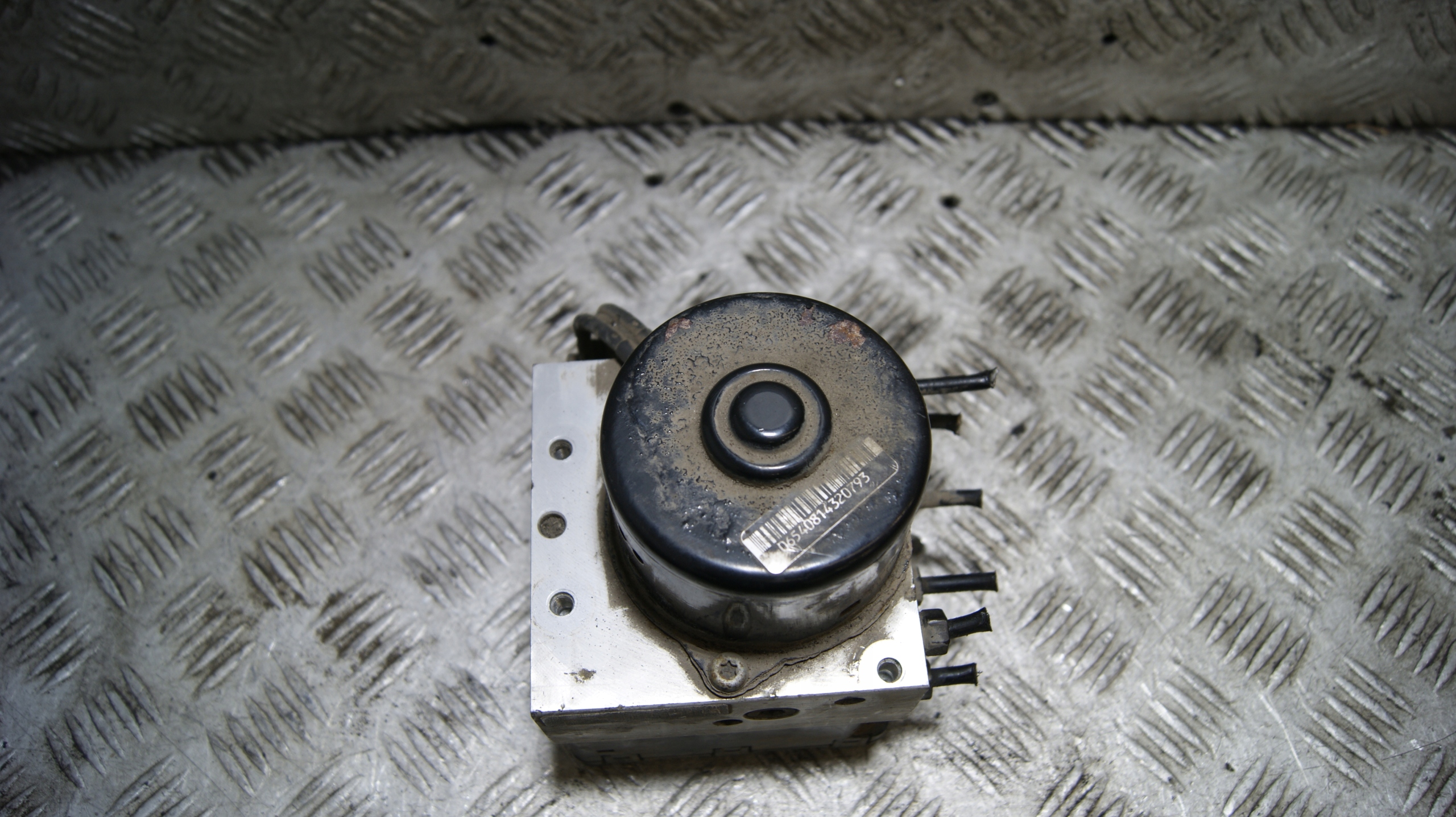 Pompa ABS VOLKSWAGEN GOLF 4 1J0614117D 1J0907379P