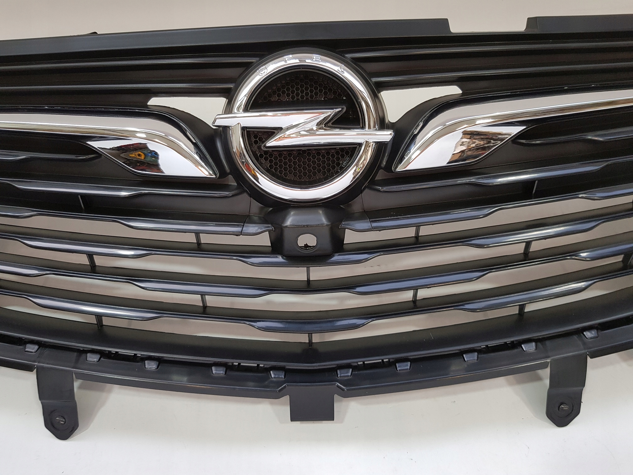 OPEL GRANDLAND X GRILL ATRAPA 17-20 CHROM KAMERA Numer katalogowy części OPEL GRANDLAND X GRILL ATRAPA 17- CHROM KAMERA