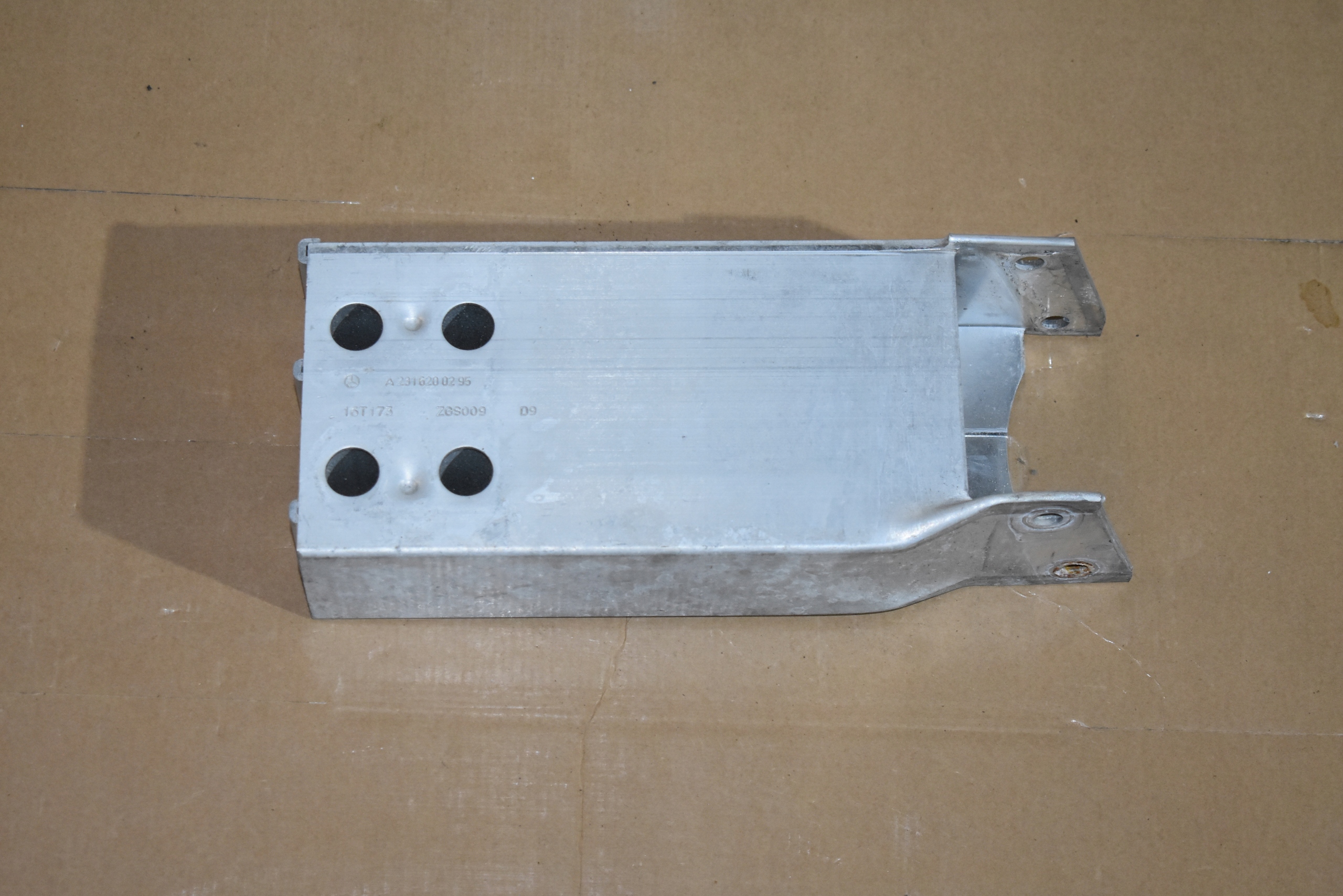 IDEALNY ABSORBER front right MERCEDES SL R231 1