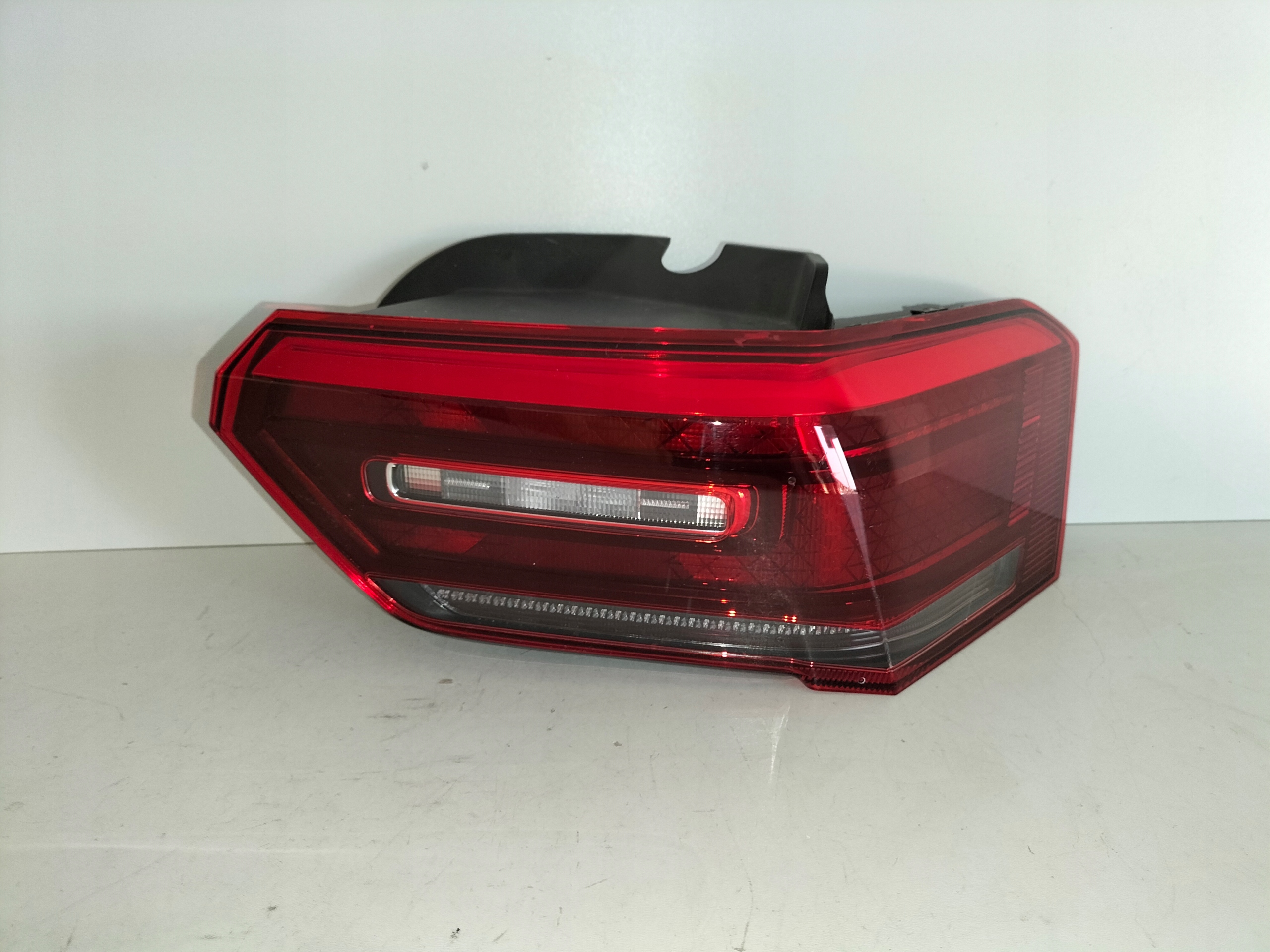 правый задний фонарь vw ID3 id.3 19-23 led