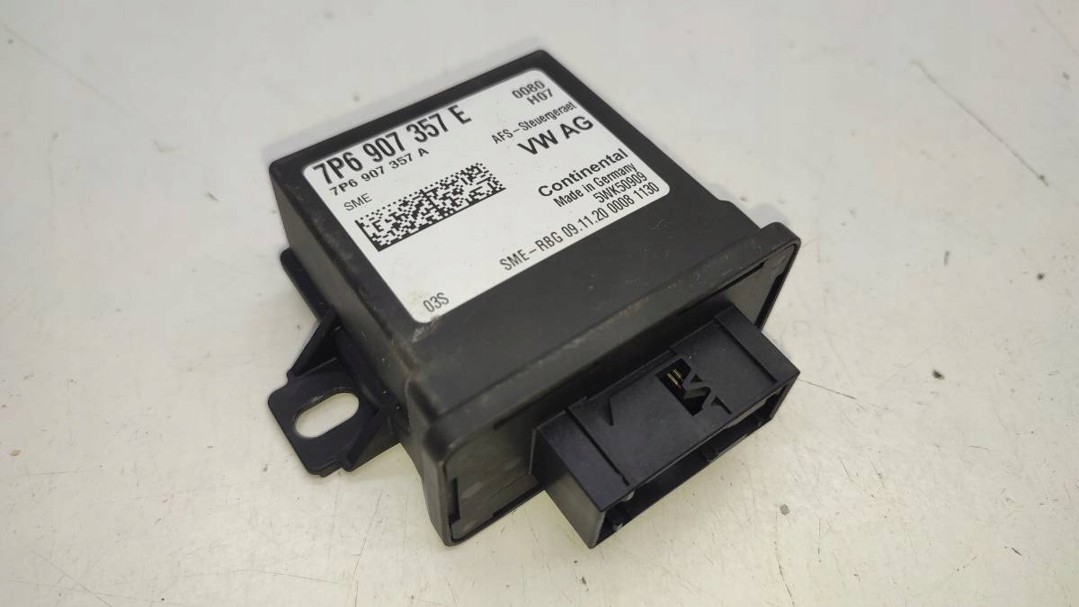 MODUŁ STEROWNIK SWIATEŁ SKODA ROOMSTER 7P6907357E