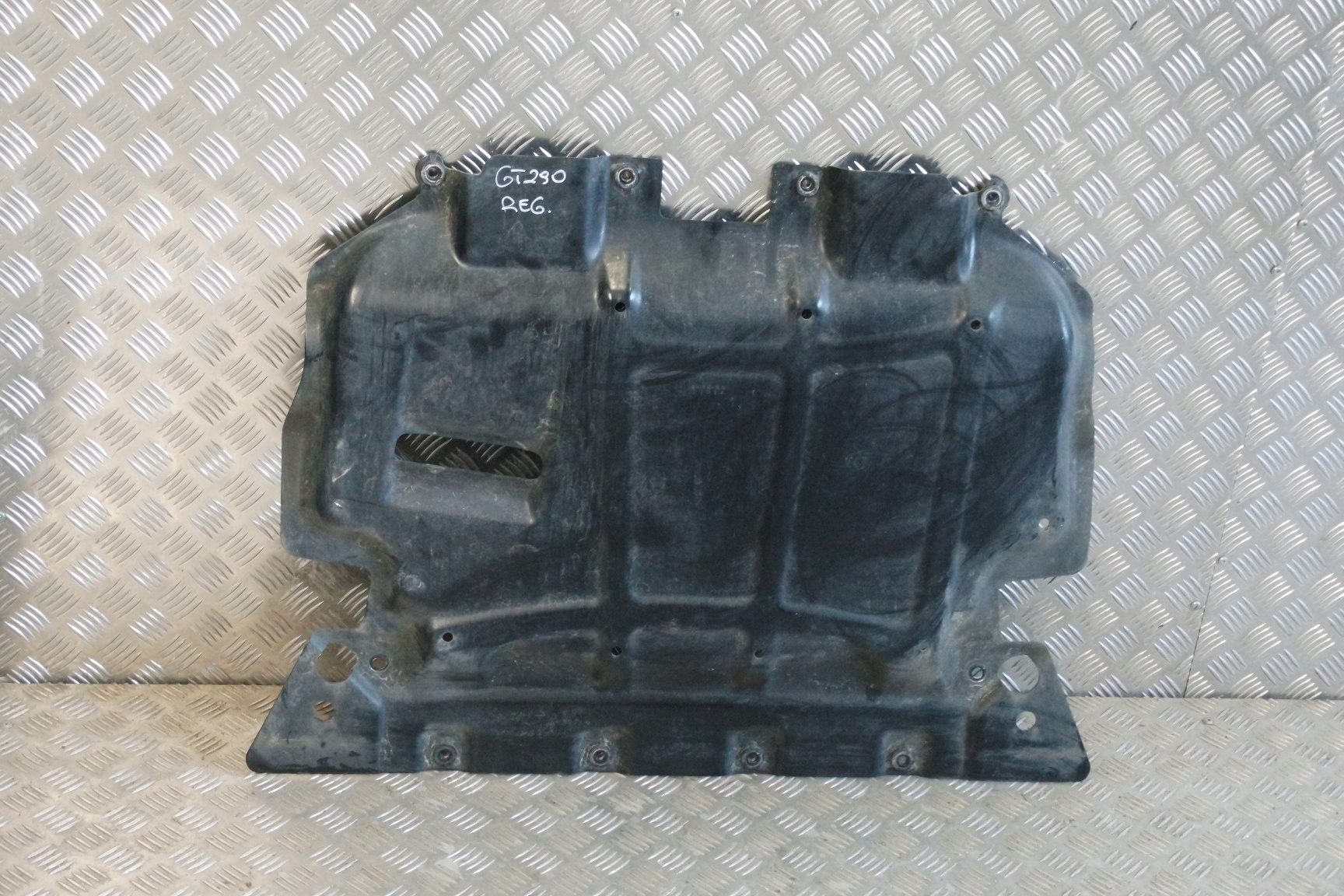 OSLONA PODWOZIA MERCEDES GT AMG X290 W290 A2135246500