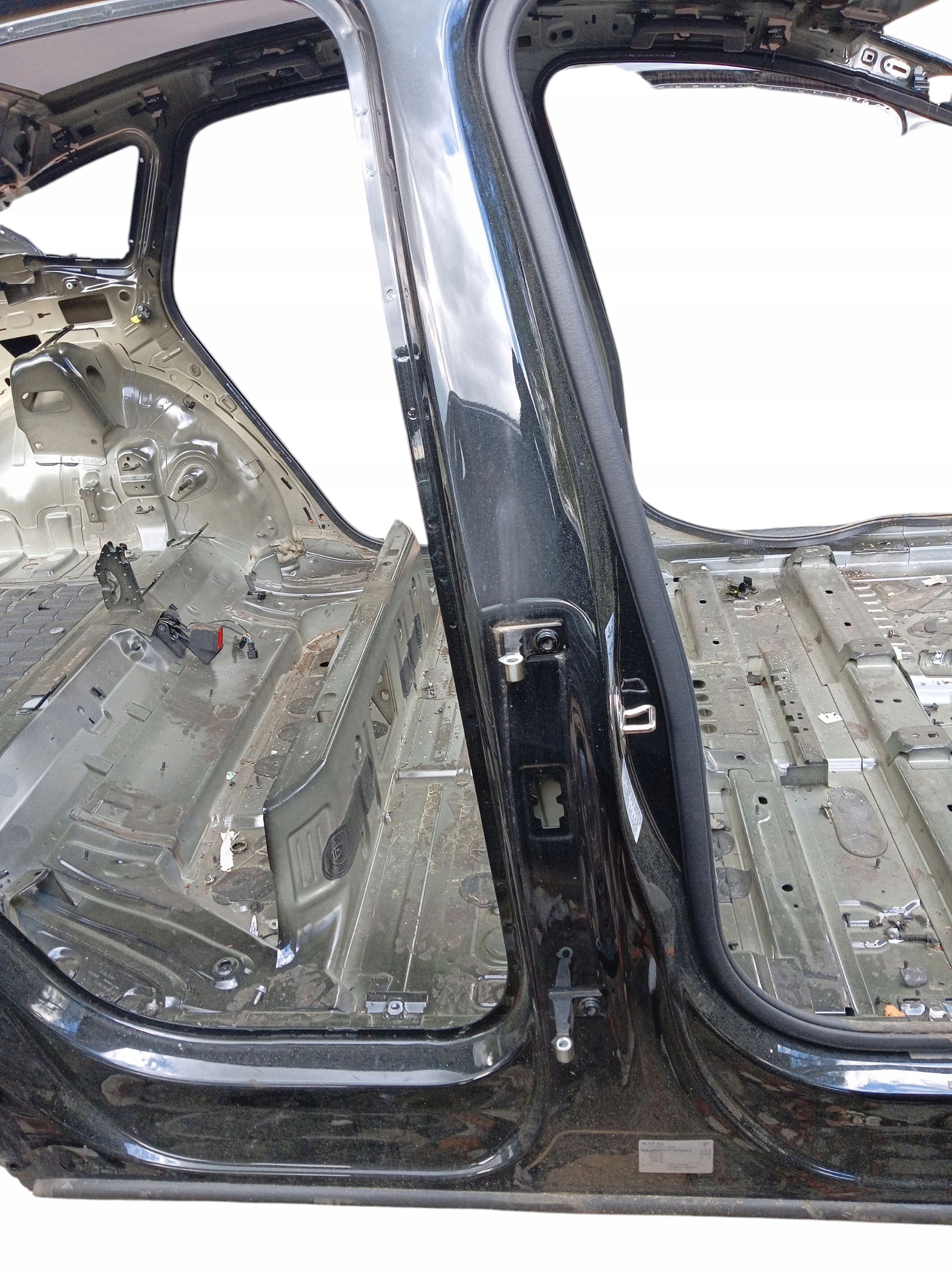 threshold right pillar B central AUDI Q4 E-TRON LAK: LY9T (2021-)