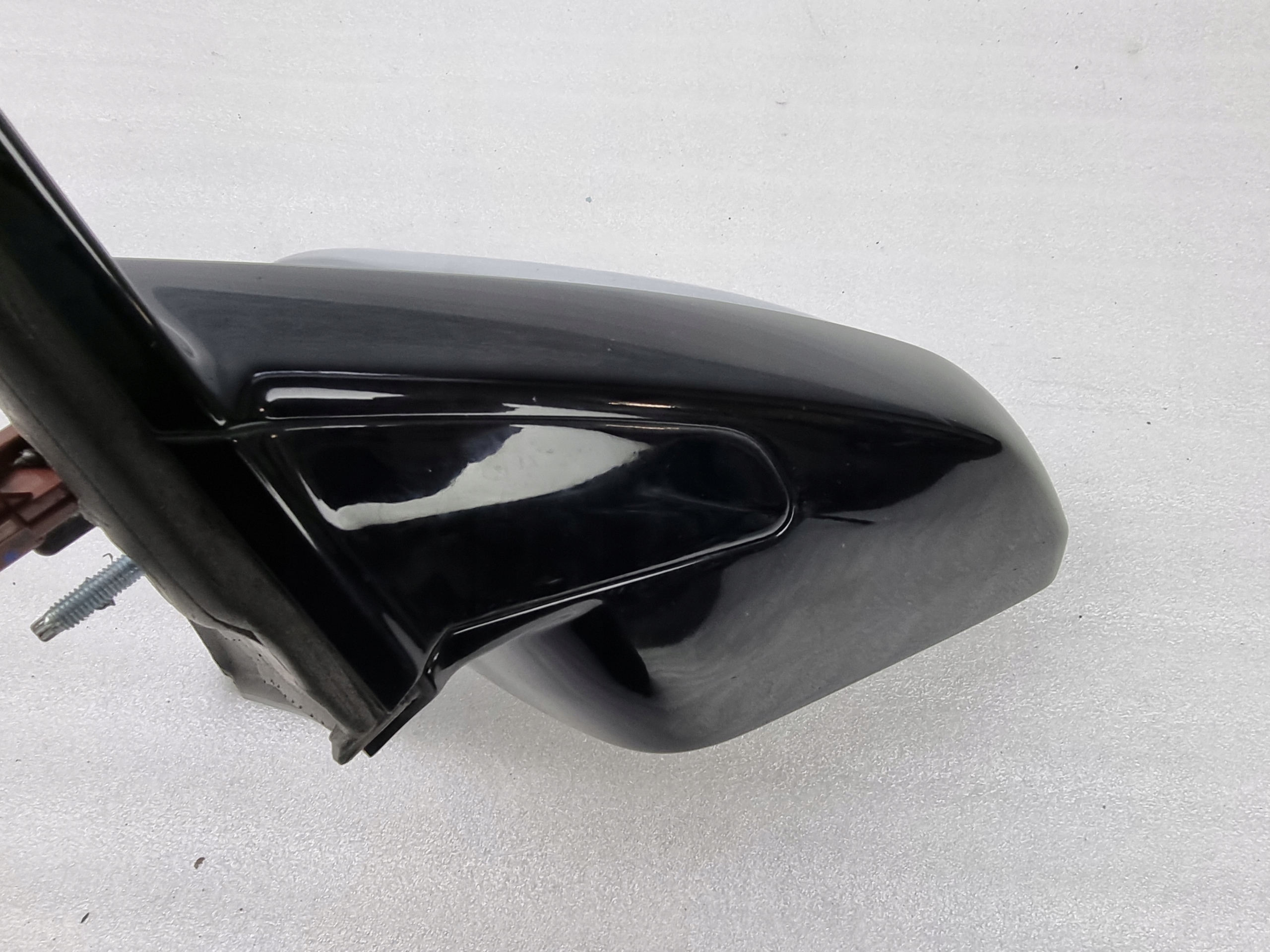 MUSTANG V рестайлинг 10-14 зеркало левое 3 пин