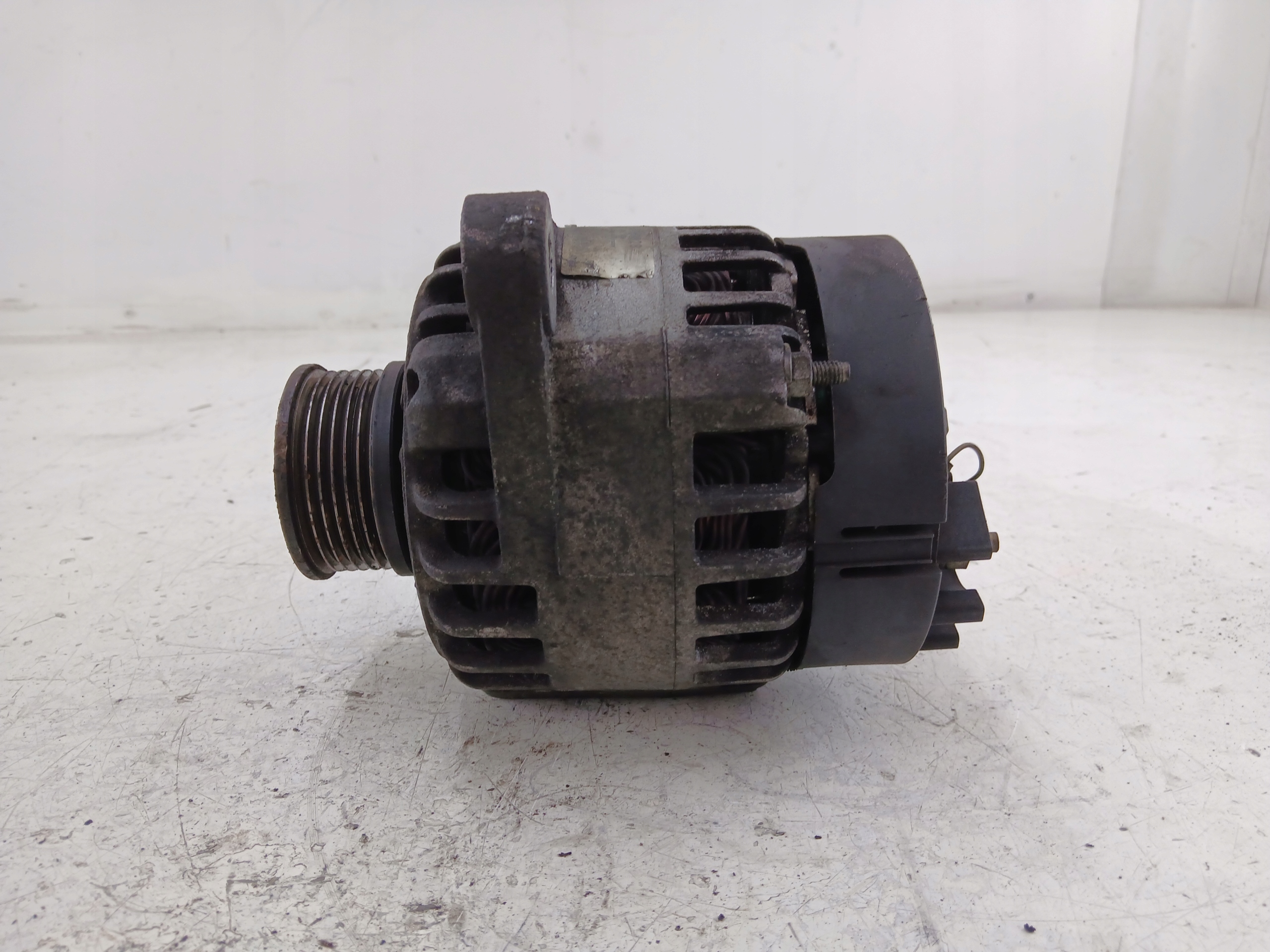 OPEL VECTRA C 1.9 CDTI alternator 93169028