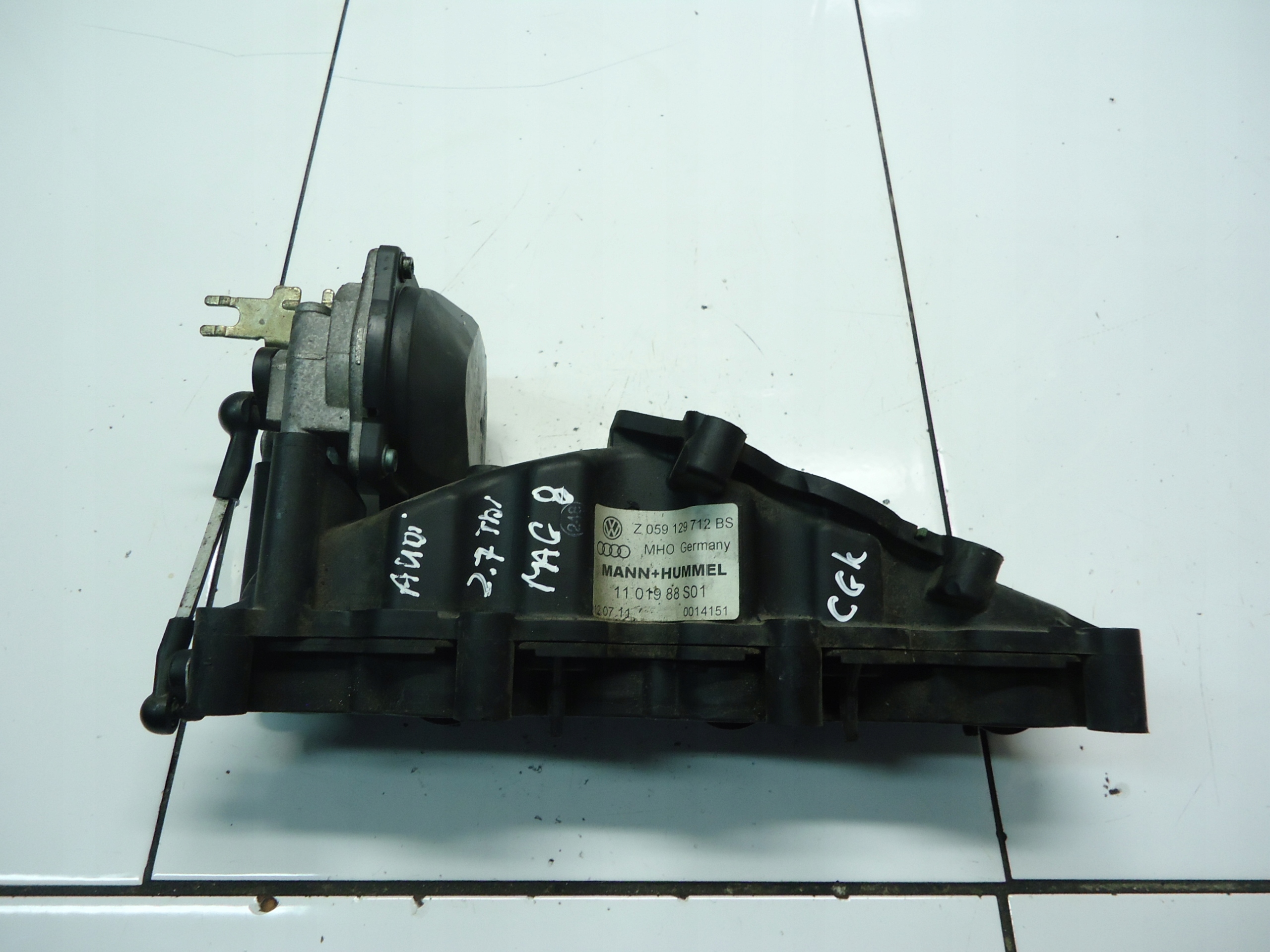 AUDI 2.7 TDI CGK sacie potrubie 059129712BS regulátor 059129086L
