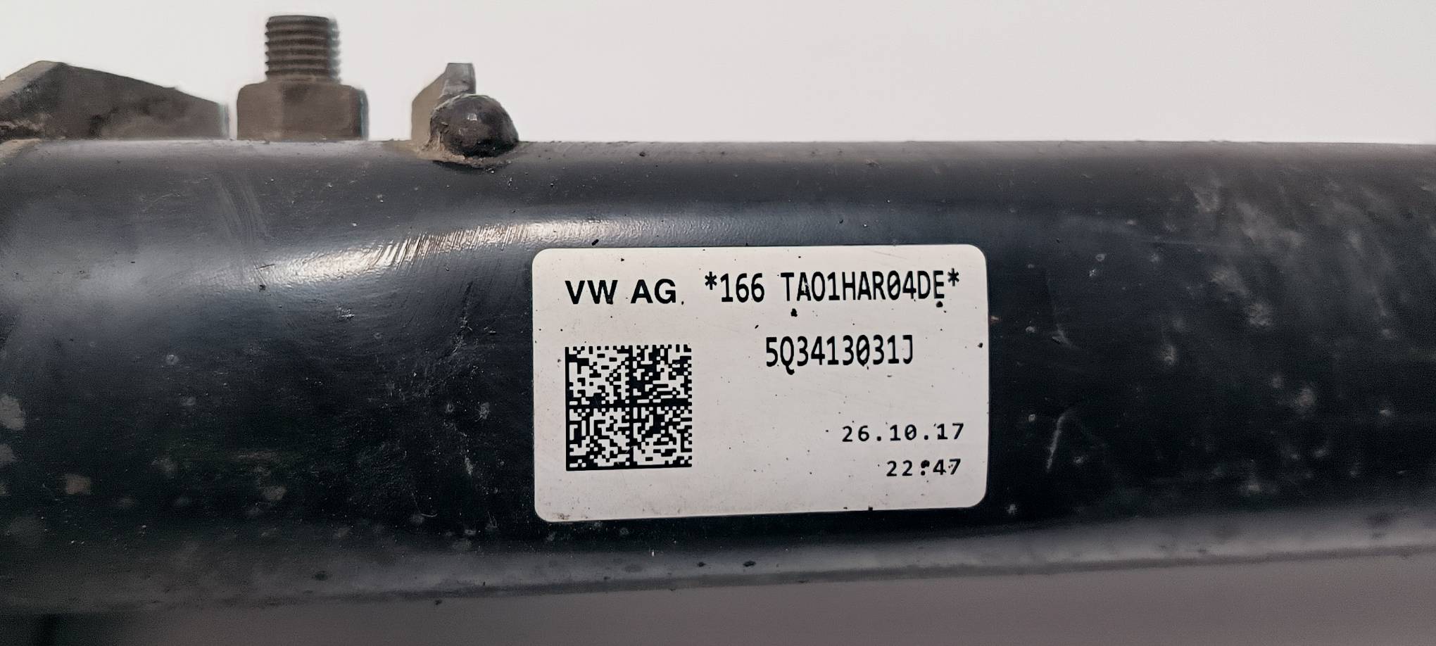 shock absorber right front 5Q3413031J SKODA KAROQ