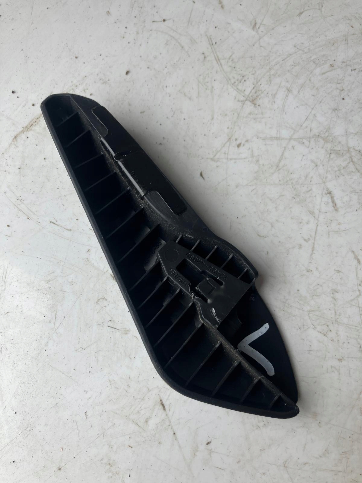 handle REGULACJA seat TOYOTA RAV4 V left front 72495-42030