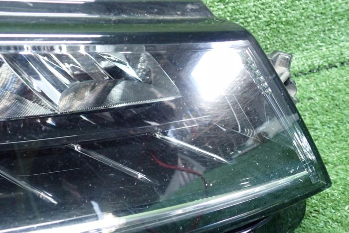 SKODA KAROQ FULL LED 16-21 reflektor right light right