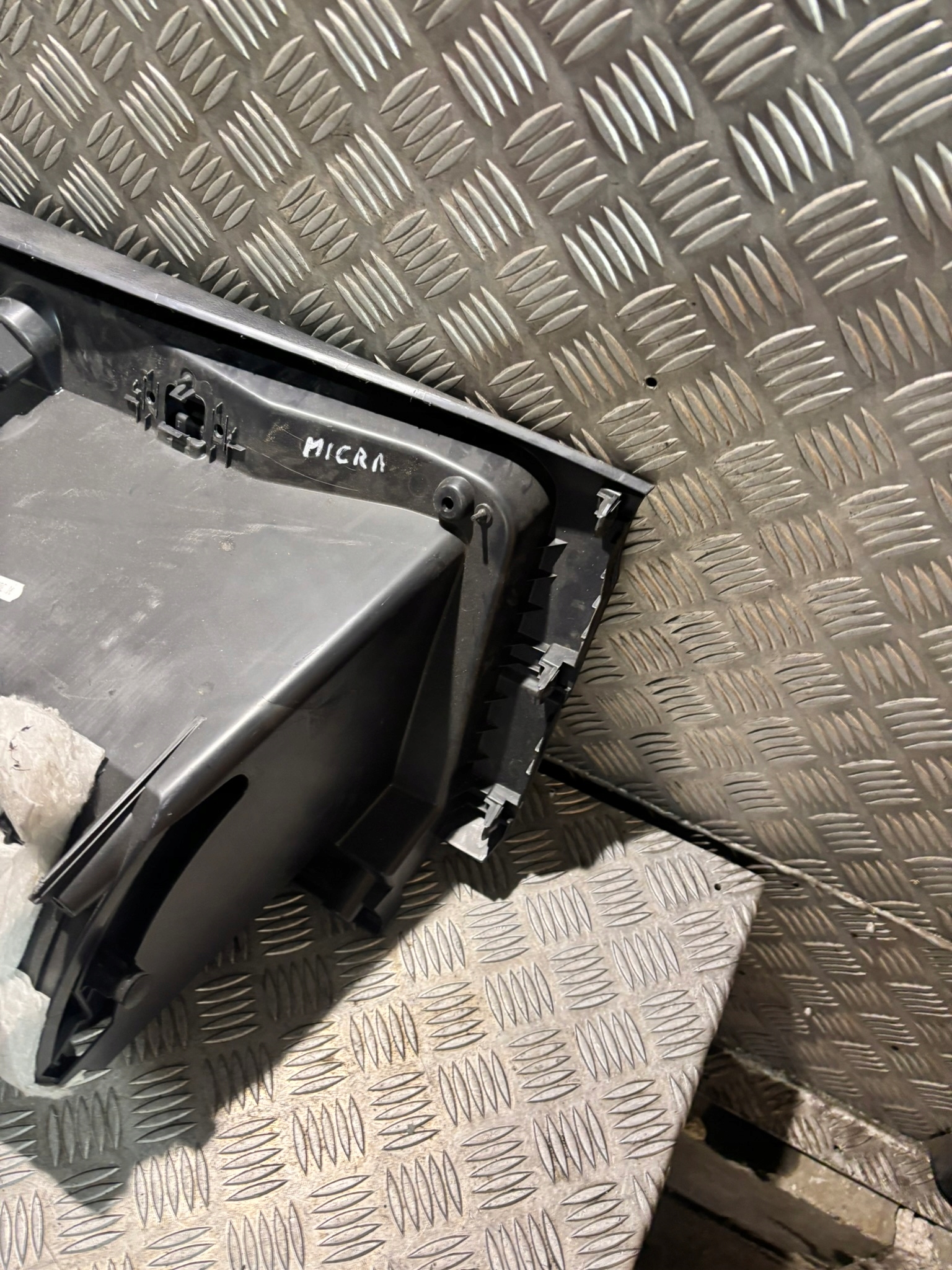 MICRA K14 бардачок европа