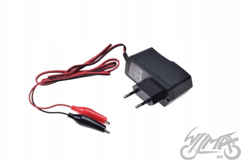 ŁADOWARKA AKUMULATORÓW MAŁA 12V