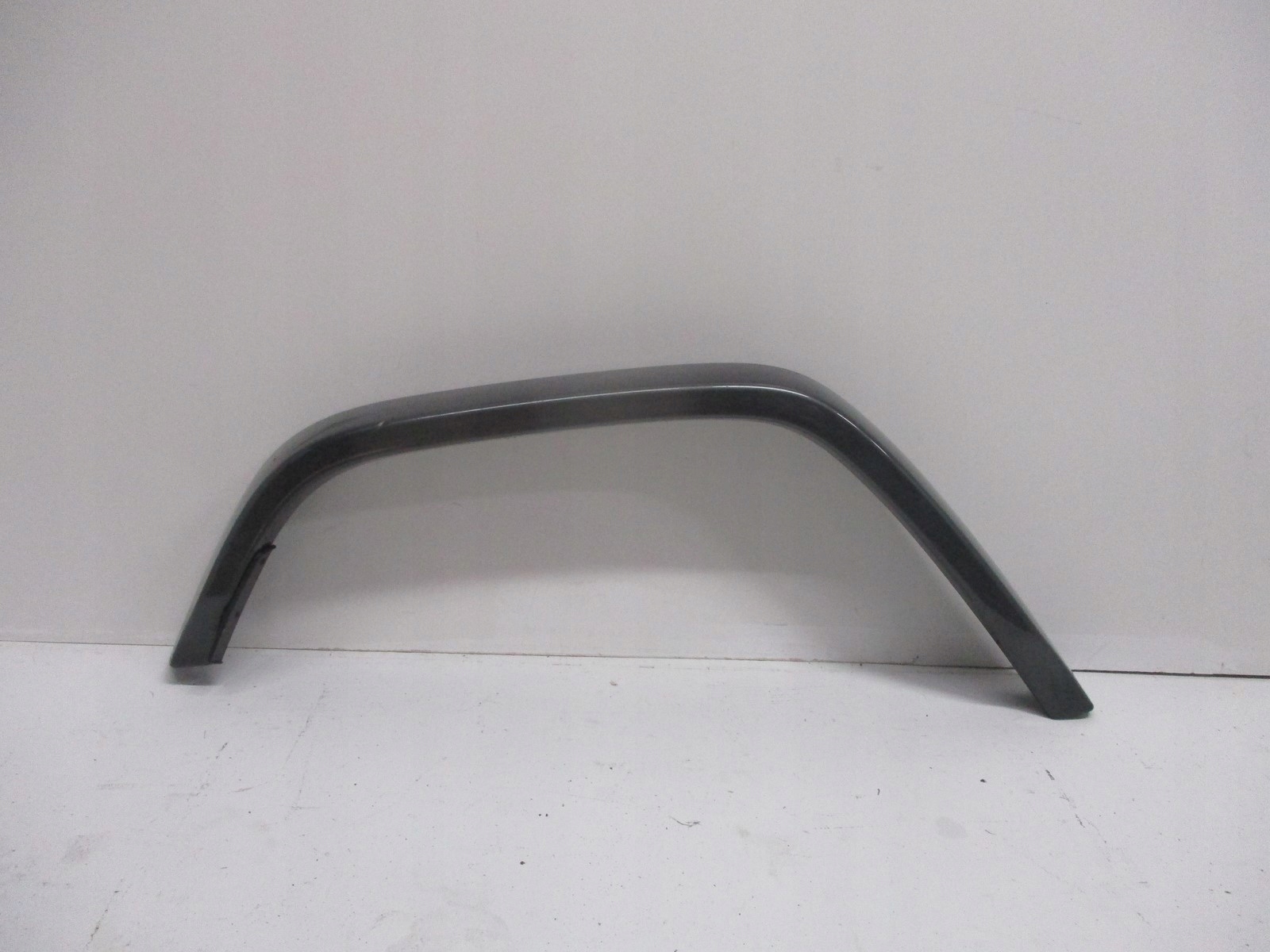 COUVERTURE POUR AILE MERCEDES A463 A4638812800
