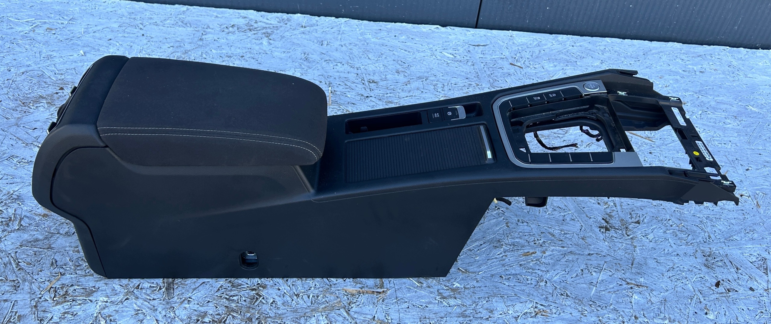 TUNEL central complete KLIMA adapter 230V VW PASSAT B8 14