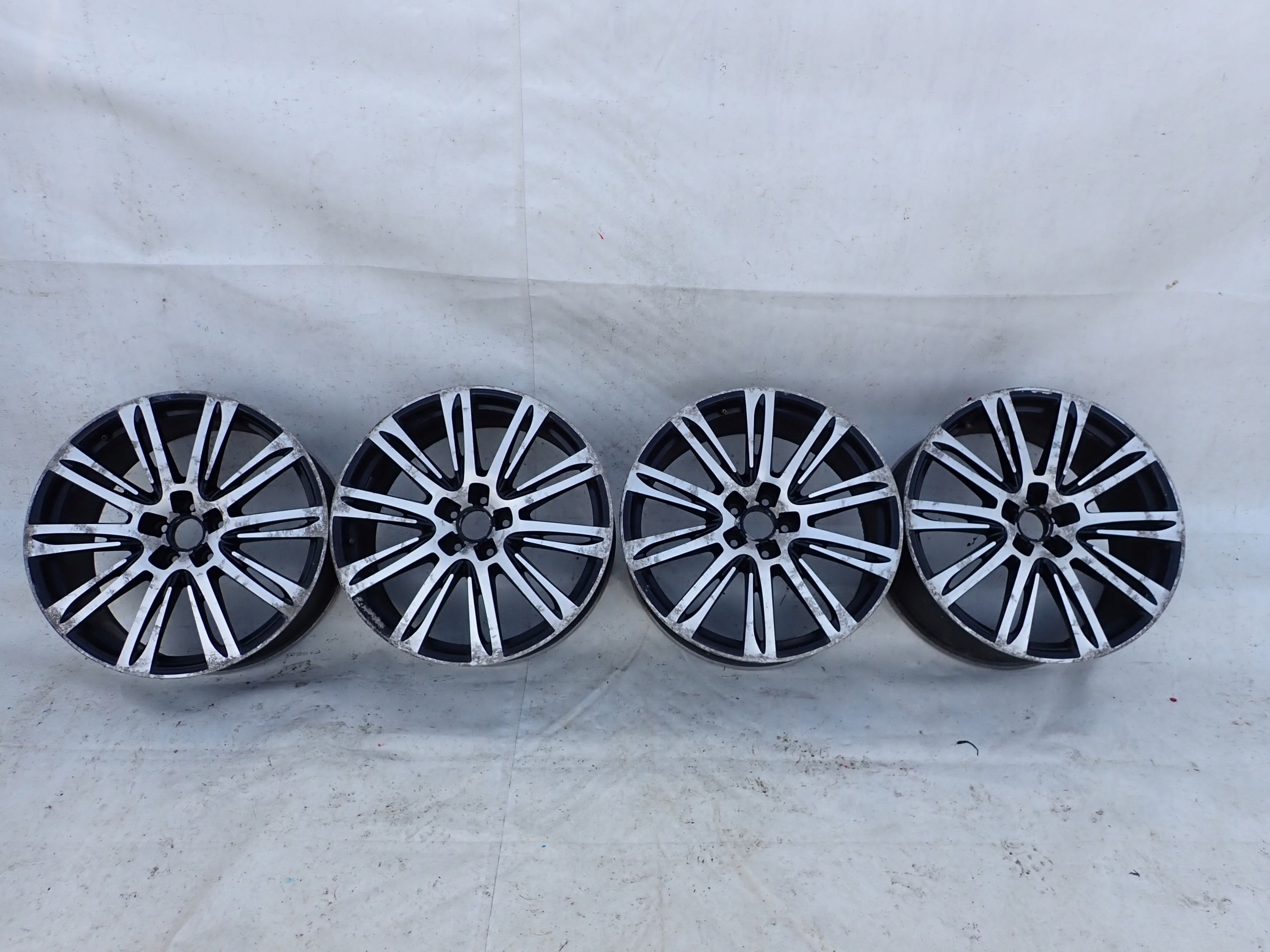 AUDI A8 D4 4H disk hliníkový 9JX20 20" ET37