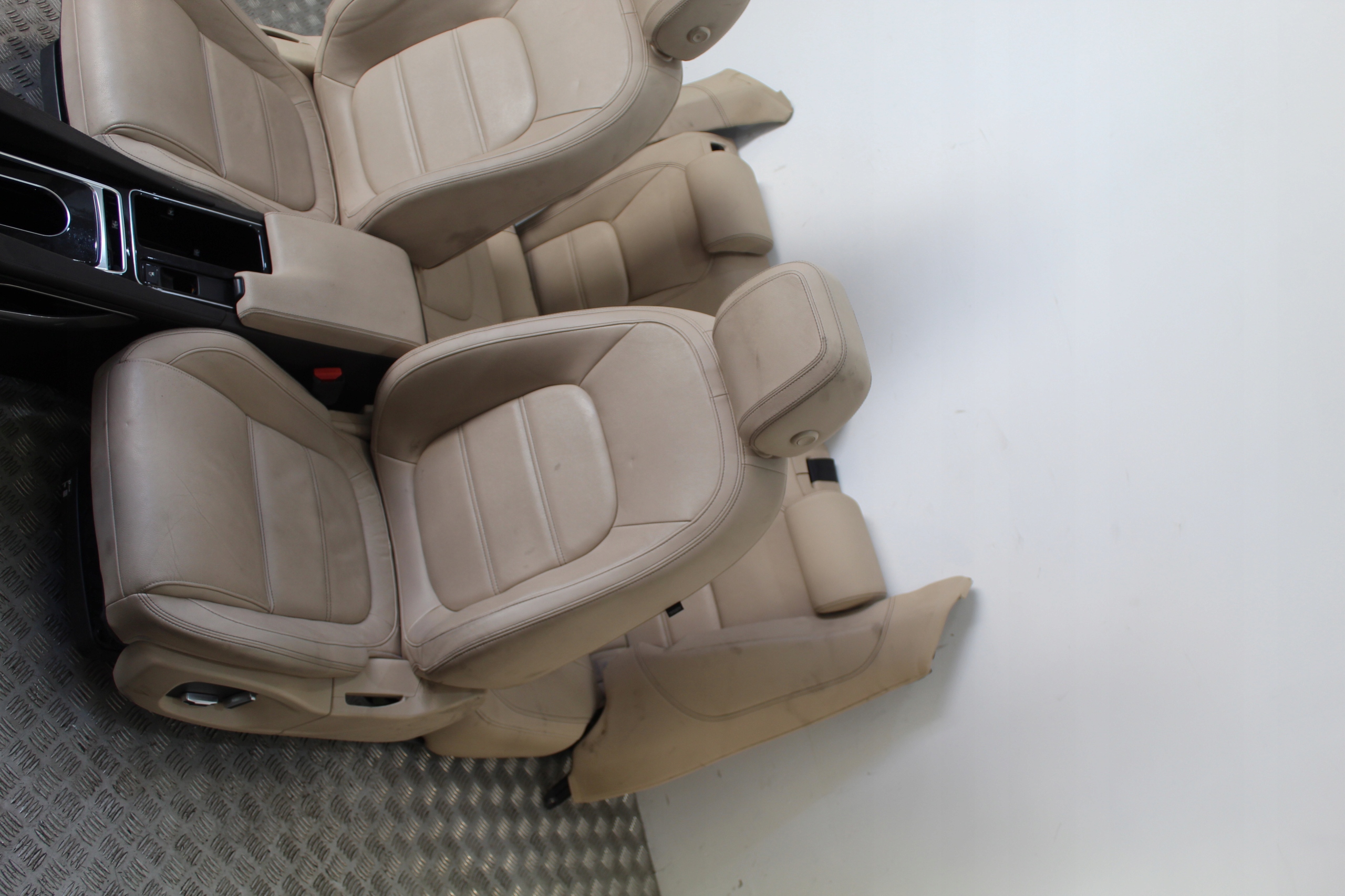 seats inner leather upholstery JAGUAR F-PACE X761