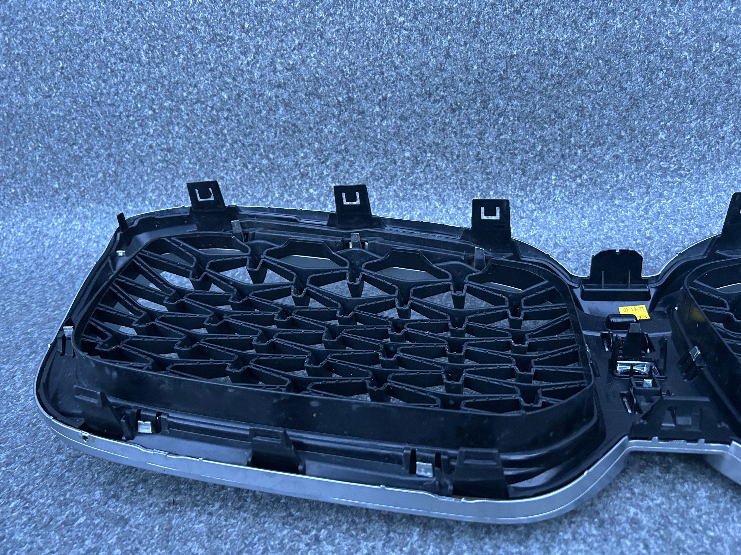 BMW X3 G01 Kühlergrill FRONTGRILL Kühlergitter 1062711 - Thumbnail 6