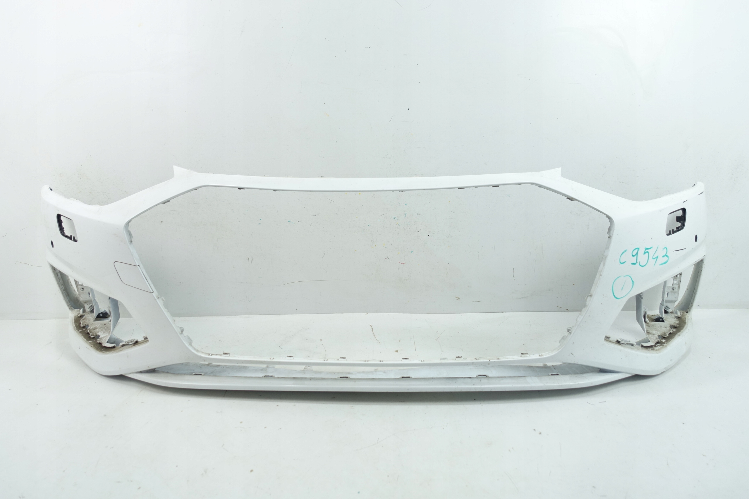 bumper front front AUDI A4 B9 8W0 LIFT
