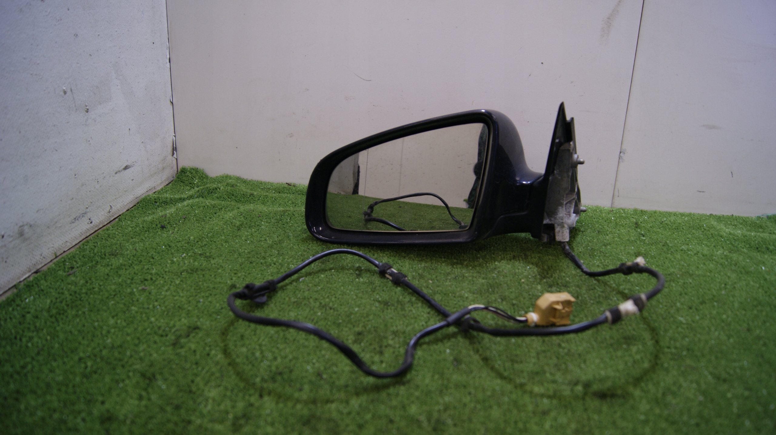 mirror left electrics AUDI A4 B6