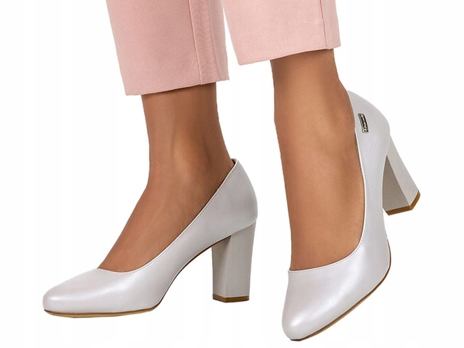 CZÓŁENKA DAMSKIE NA OZDOBNYM OBCASIE SŁUPKU PERŁOWE SKÓRZANA WKŁADKA r 40