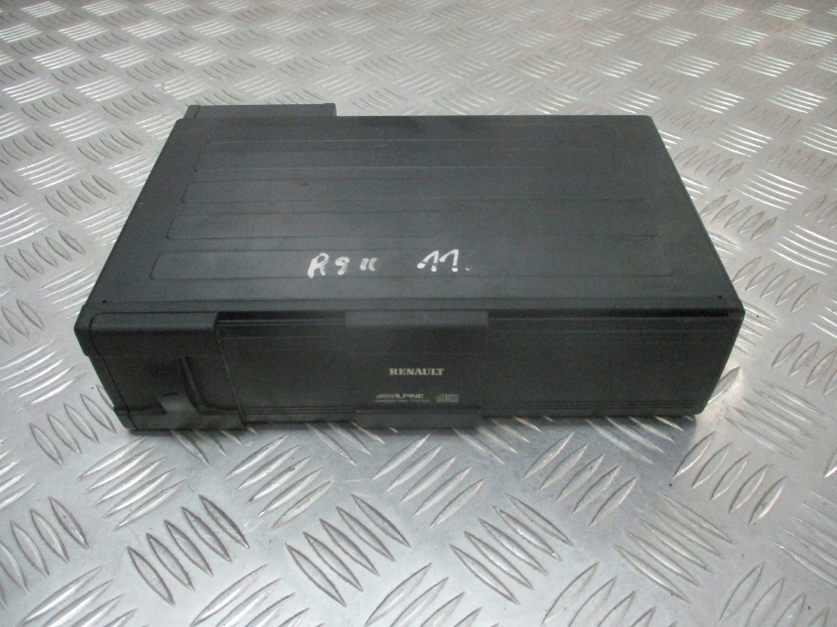 ZMIENIARKA CD RENAULT SCENIC II 8200002589A