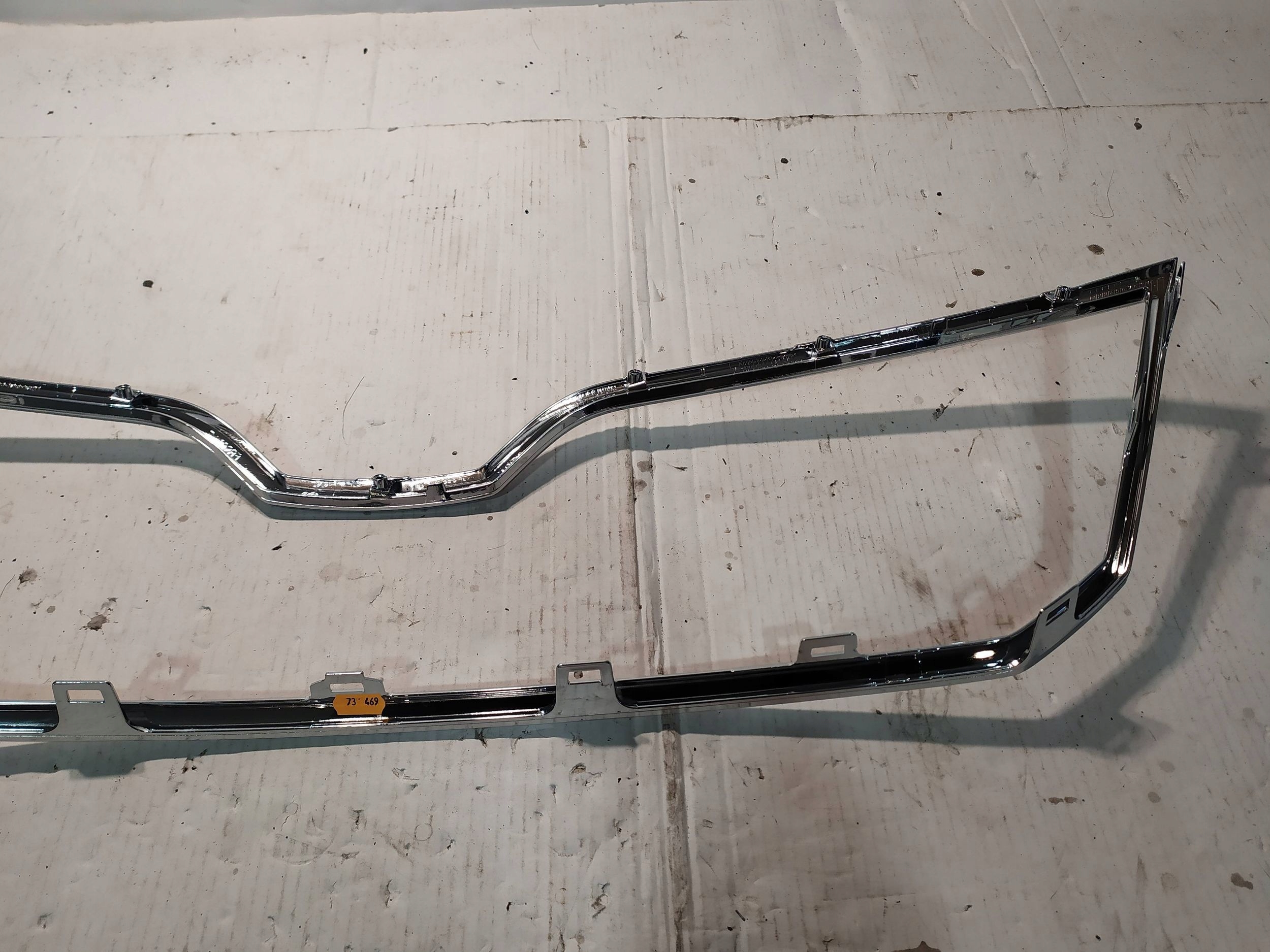Skoda Superb 3U Kühlergrill FRONTGRILL Kühlergitter 3V0853761 - Thumbnail 11
