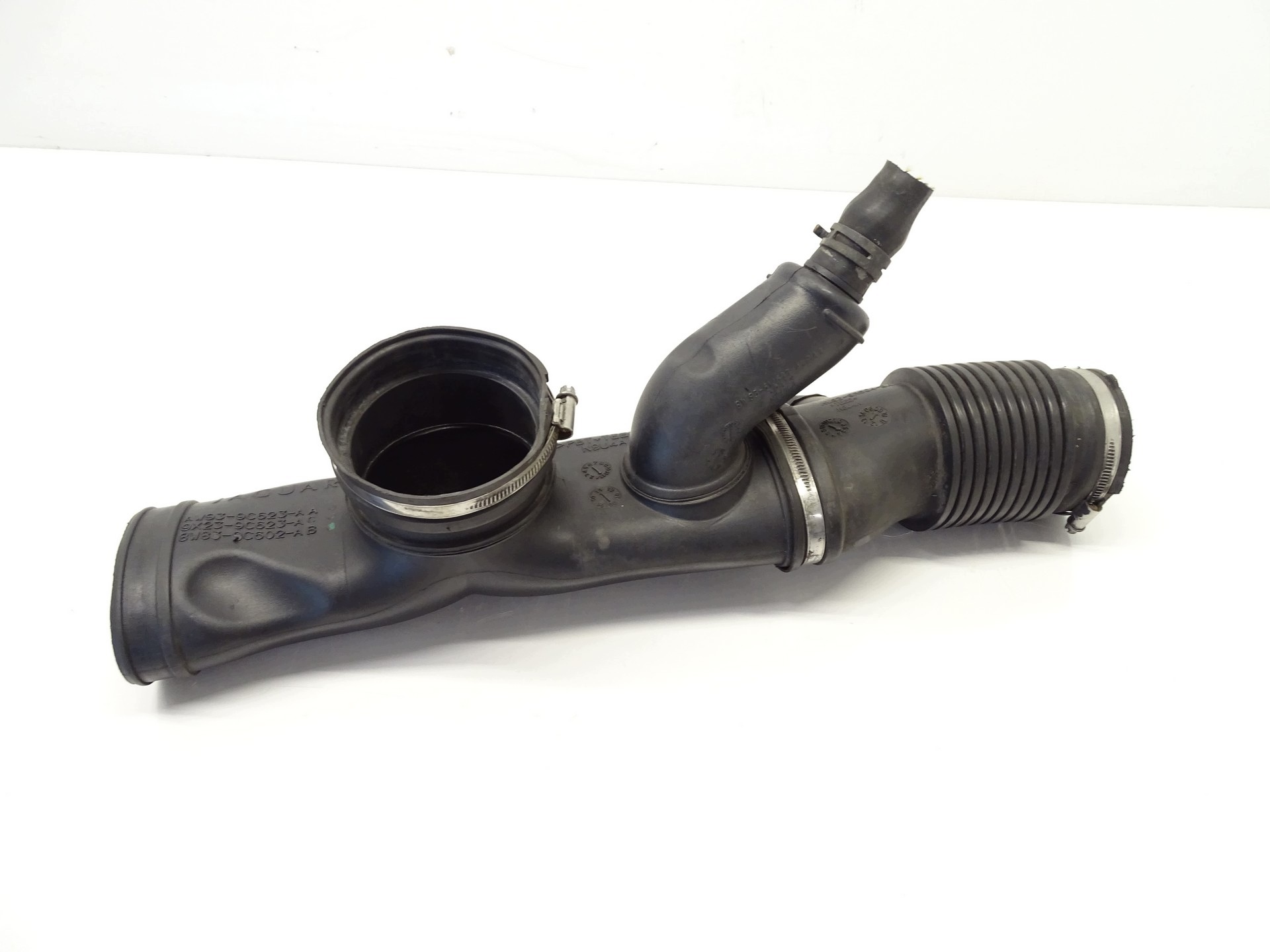 pipe air hose JAGUAR XJ X351 AW93-9C623-AA