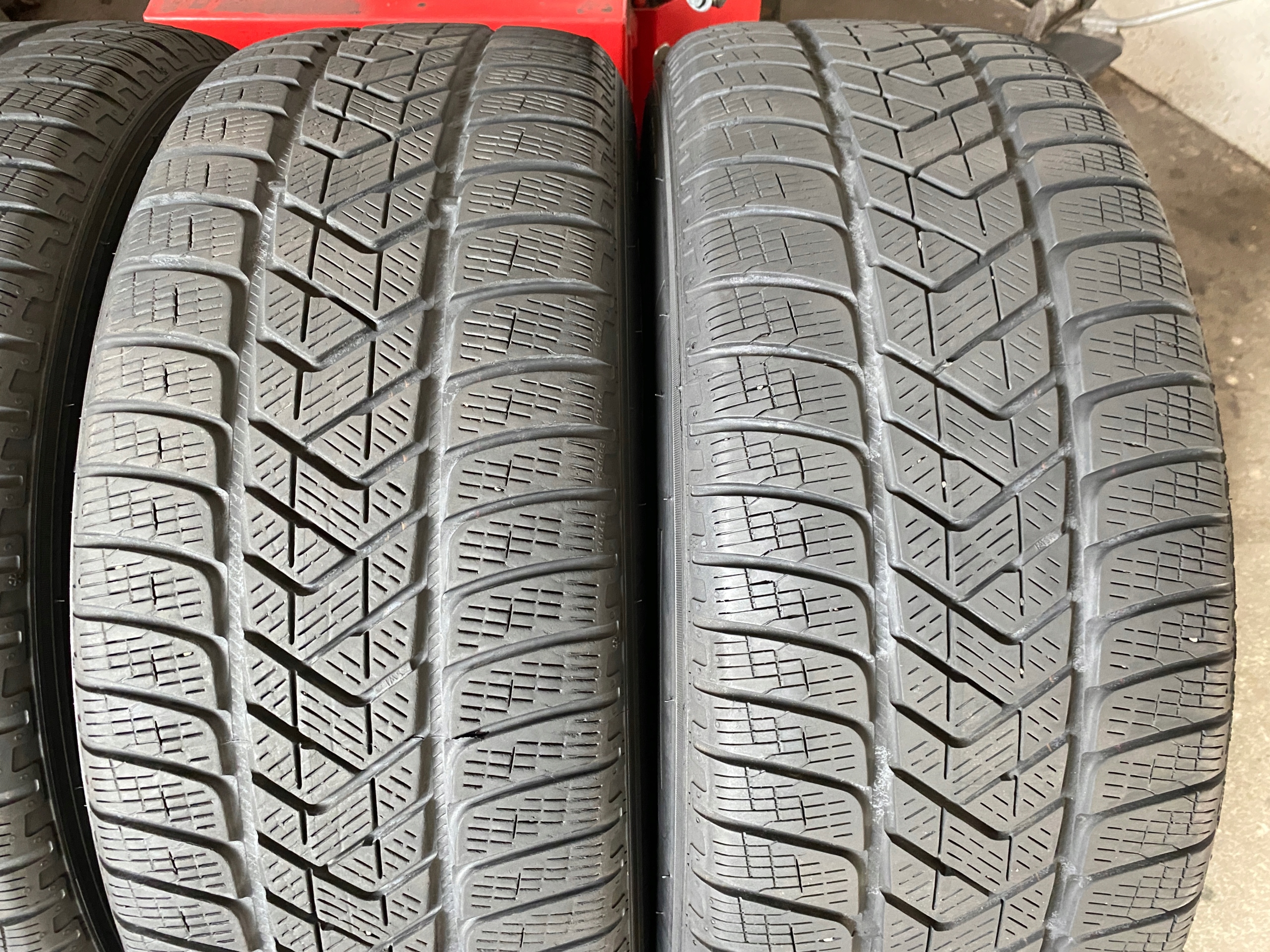 4 tyres winter 235/60R18 Pirelli SCORPION WINTER 6mm