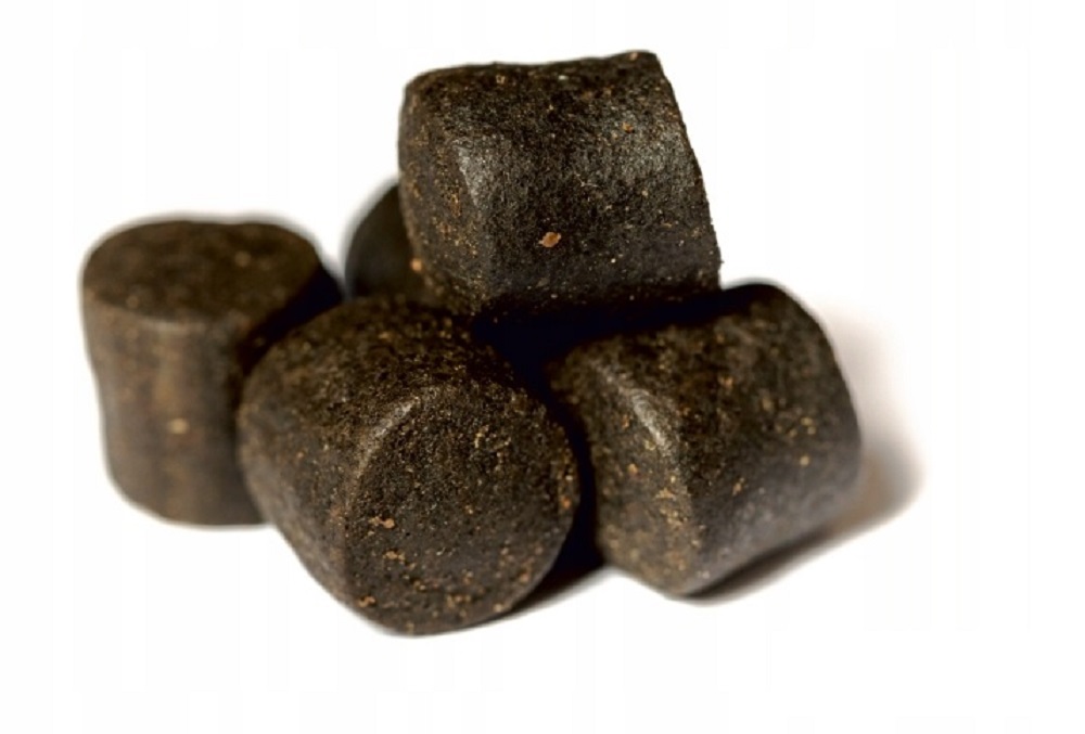 Massive Baits Specials Pellet Strawberry Bergamotta 15 mm 10 kg Kbelík