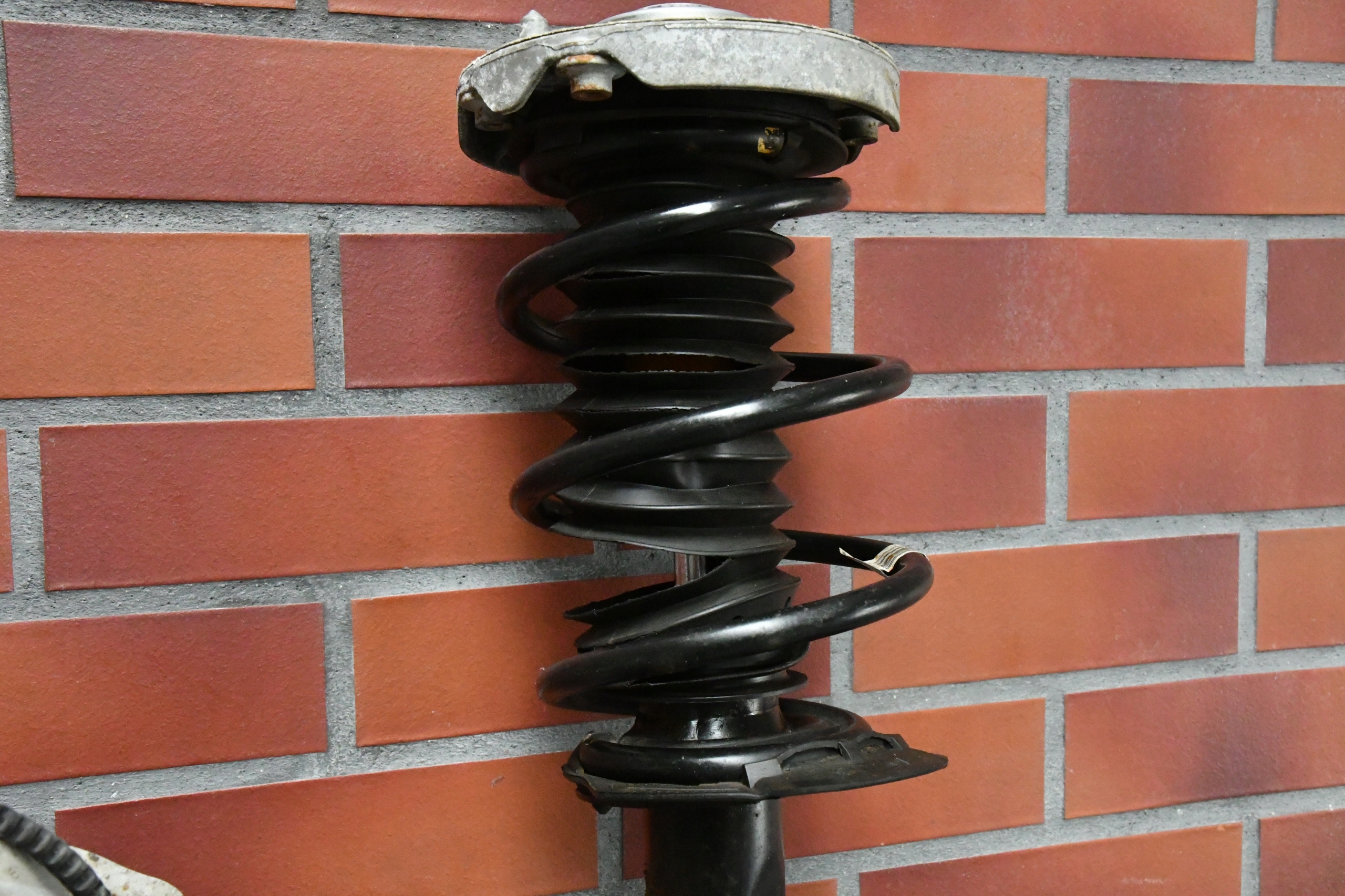 swing right arm front shock absorber right BMW 2 F45 F46