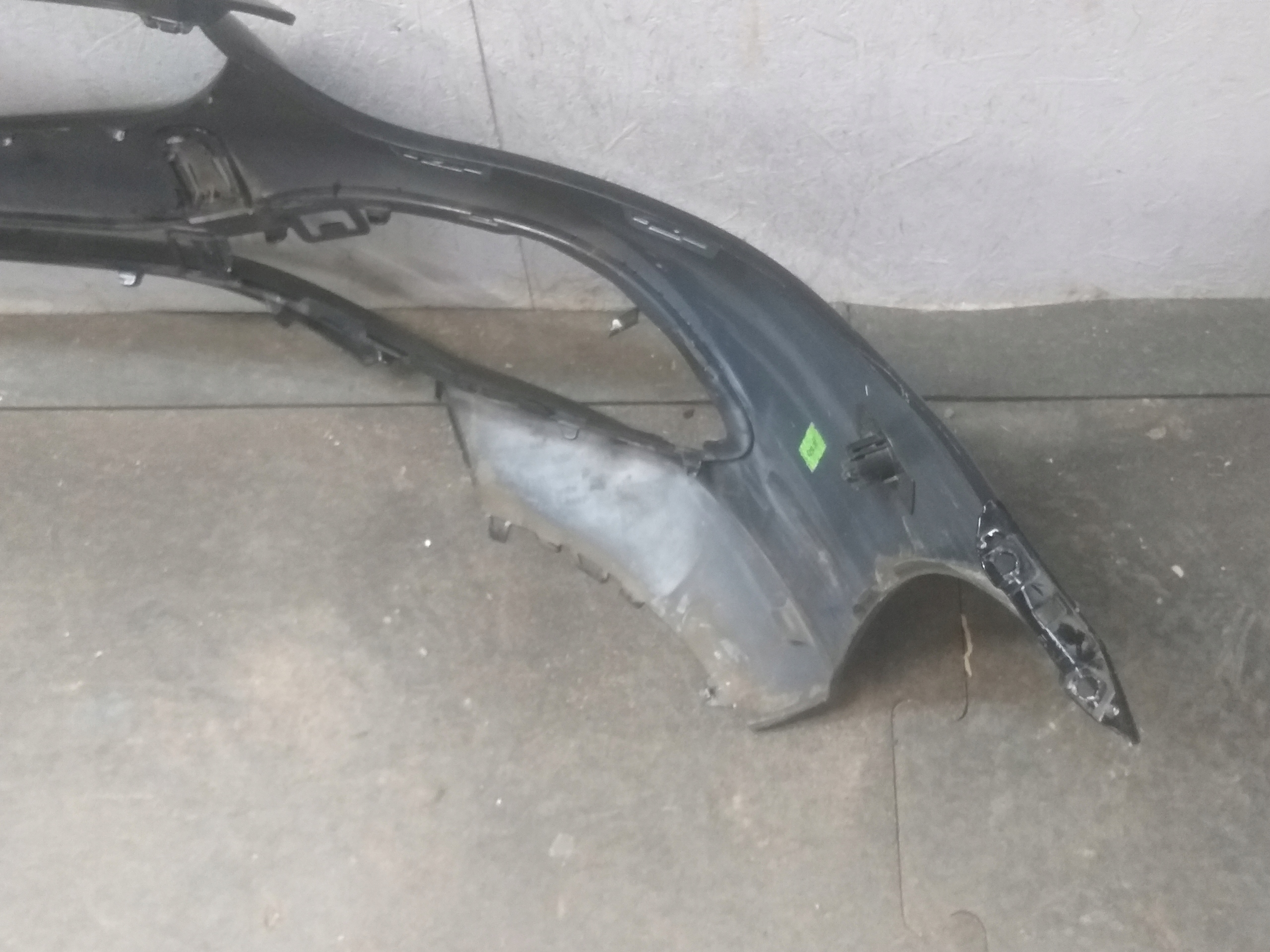 nárazník předek MERCEDES C KLASA W206
