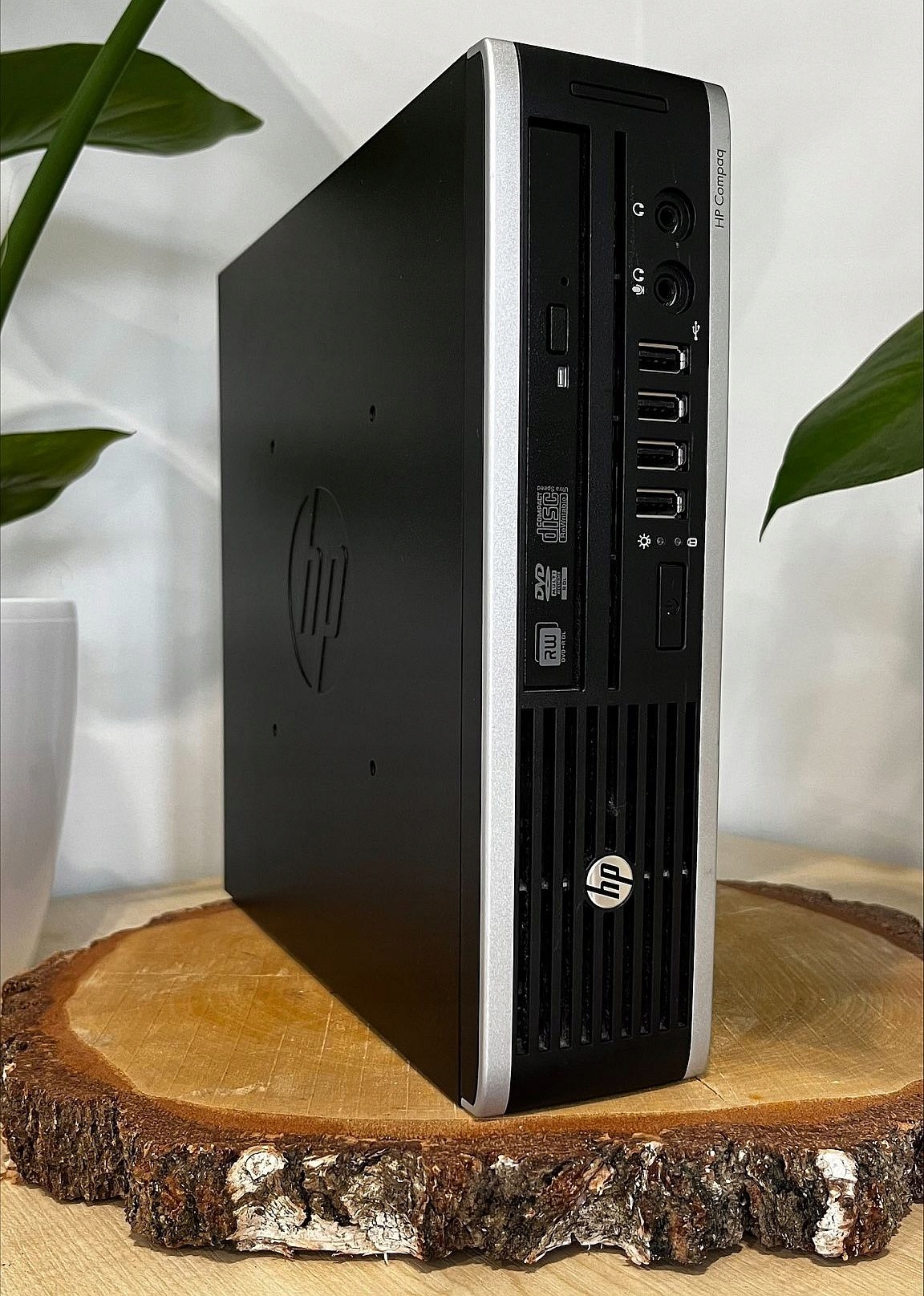 mały KOMPUTER HP 8300 i5 Quad 4/480SSD 2DP DVD W10 Generacja procesora 3