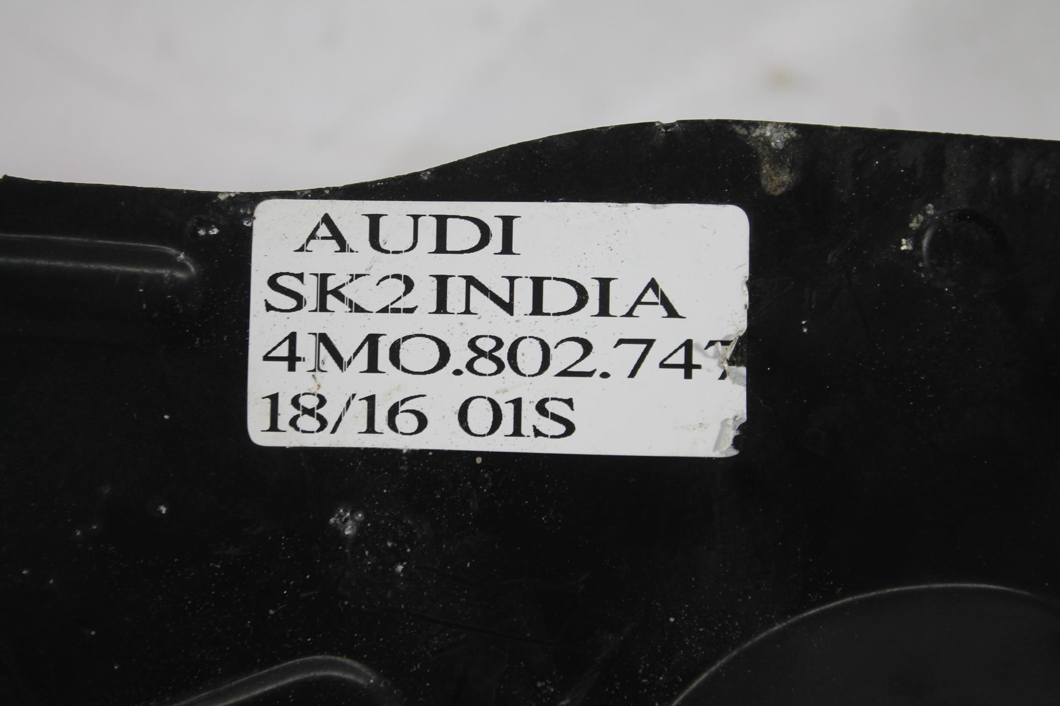 POIGNÉE ROUES DE LA ROUE DE SECOURS 4M0802747 AUDI Q7 II 15