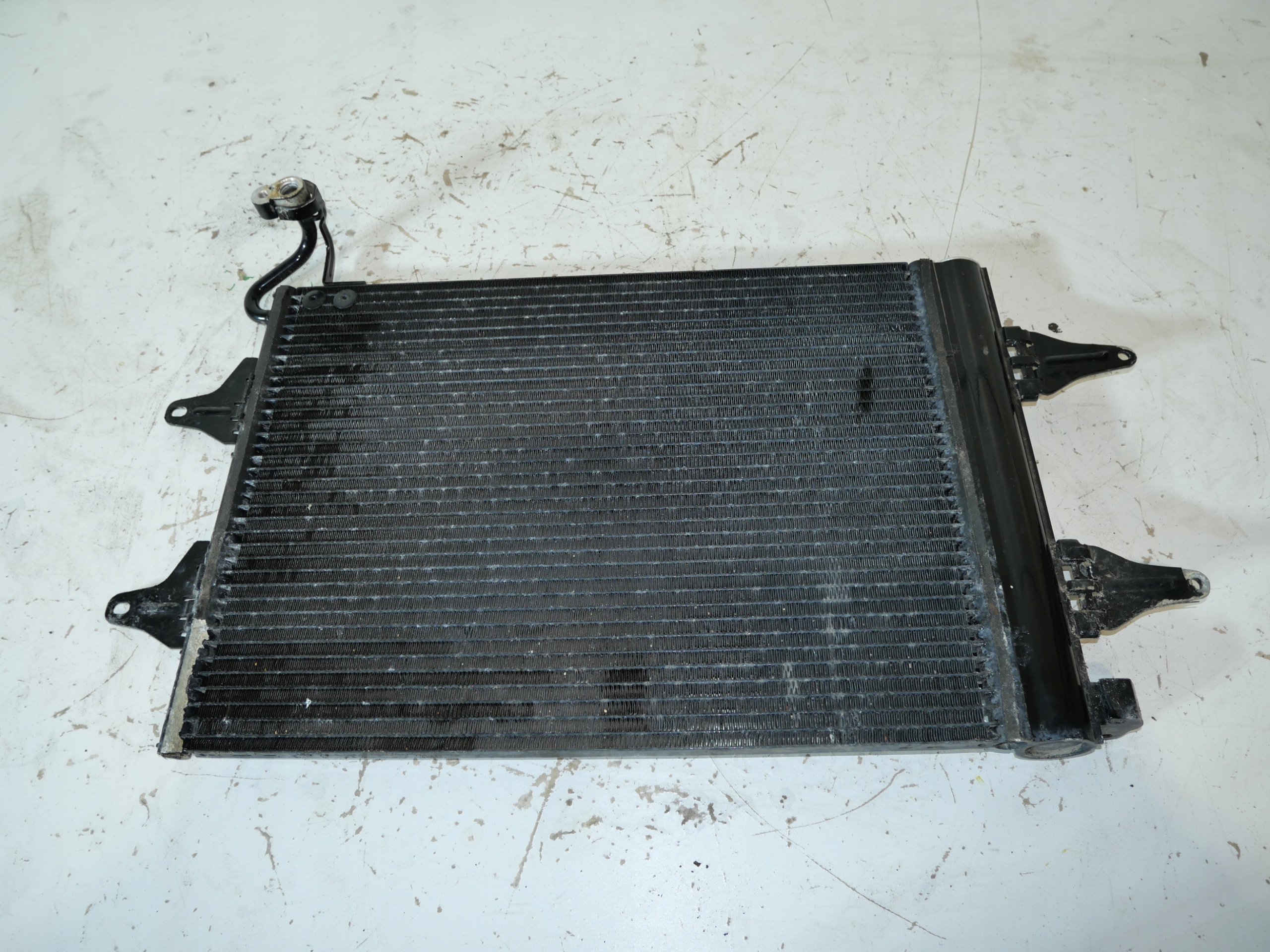 Radiateur climatisation VW SEAT SKODA 6Q0820411B